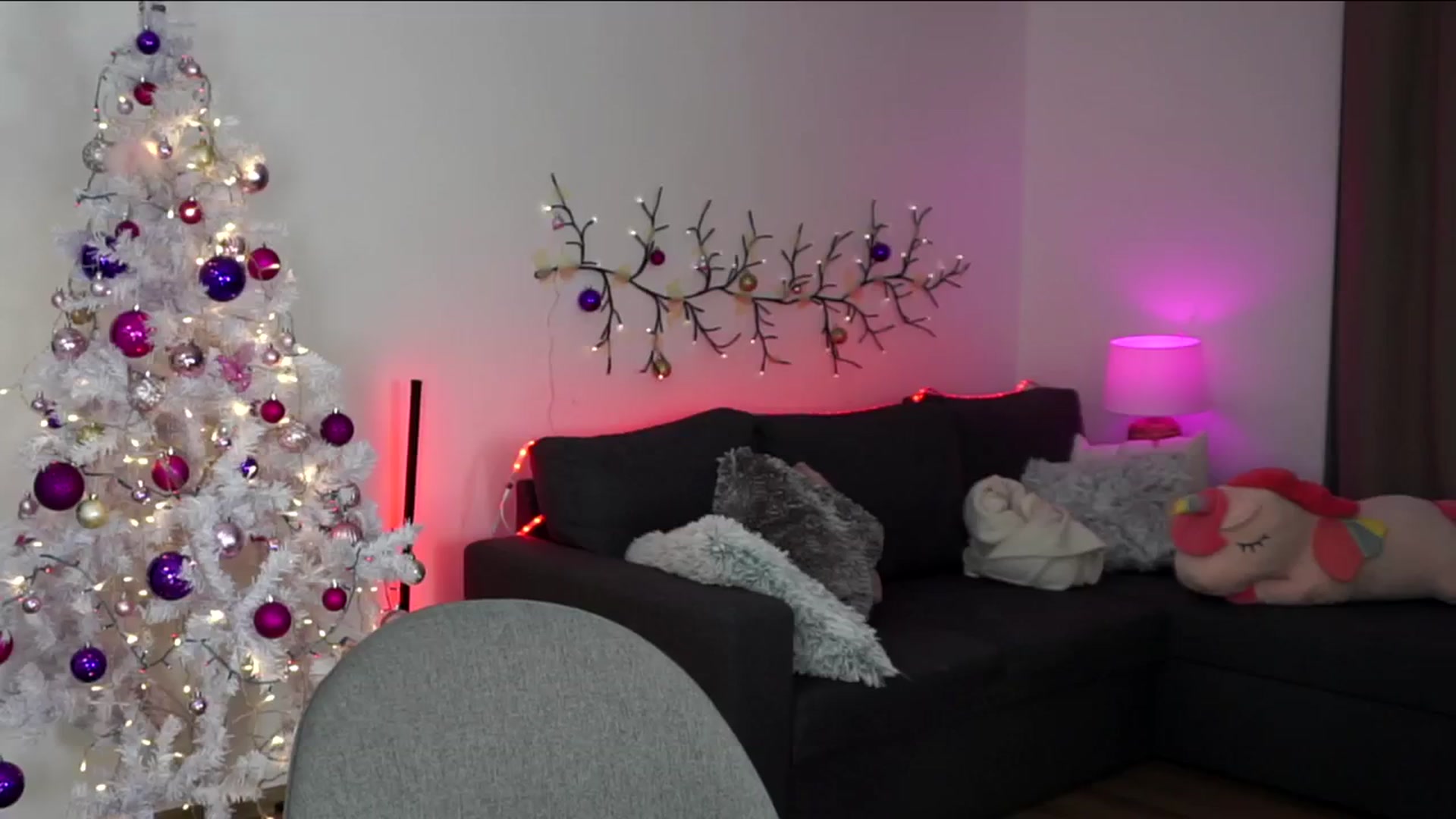 Gallery image thumbnail from Carrolyna's myfreecams stream on, 11/27/2024, 19:43 image 13 of 20