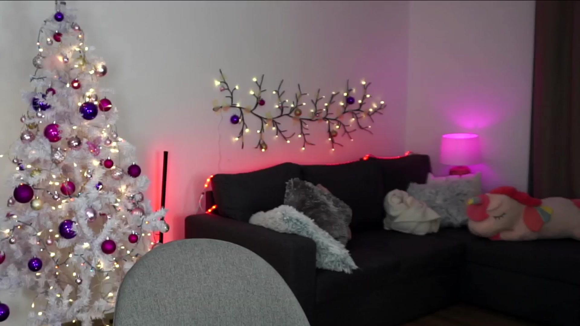 Gallery image thumbnail from Carrolyna's myfreecams stream on, 11/27/2024, 19:43 image 12 of 20
