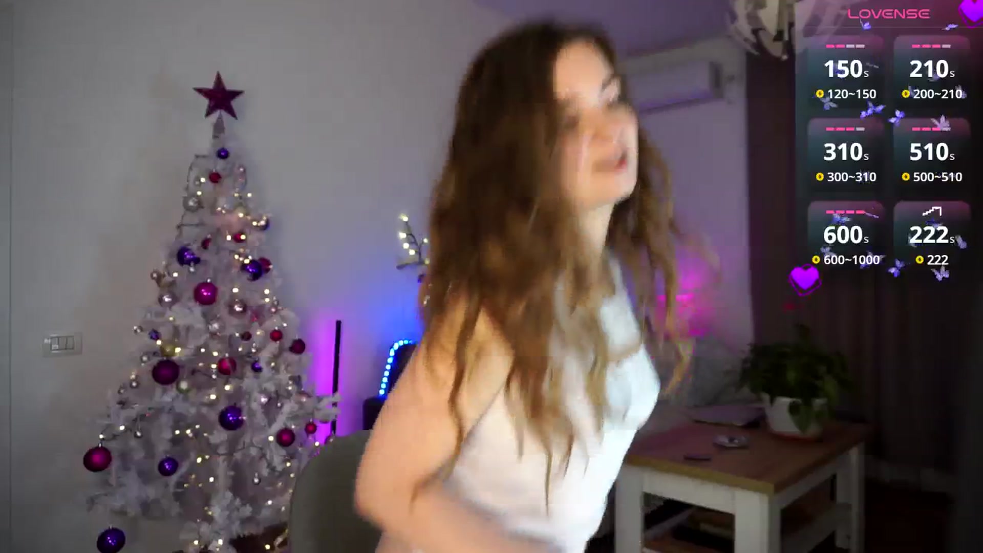 Gallery image thumbnail from Carrolyna's myfreecams stream on, 01/01/2025, 16:37 image 7 of 20