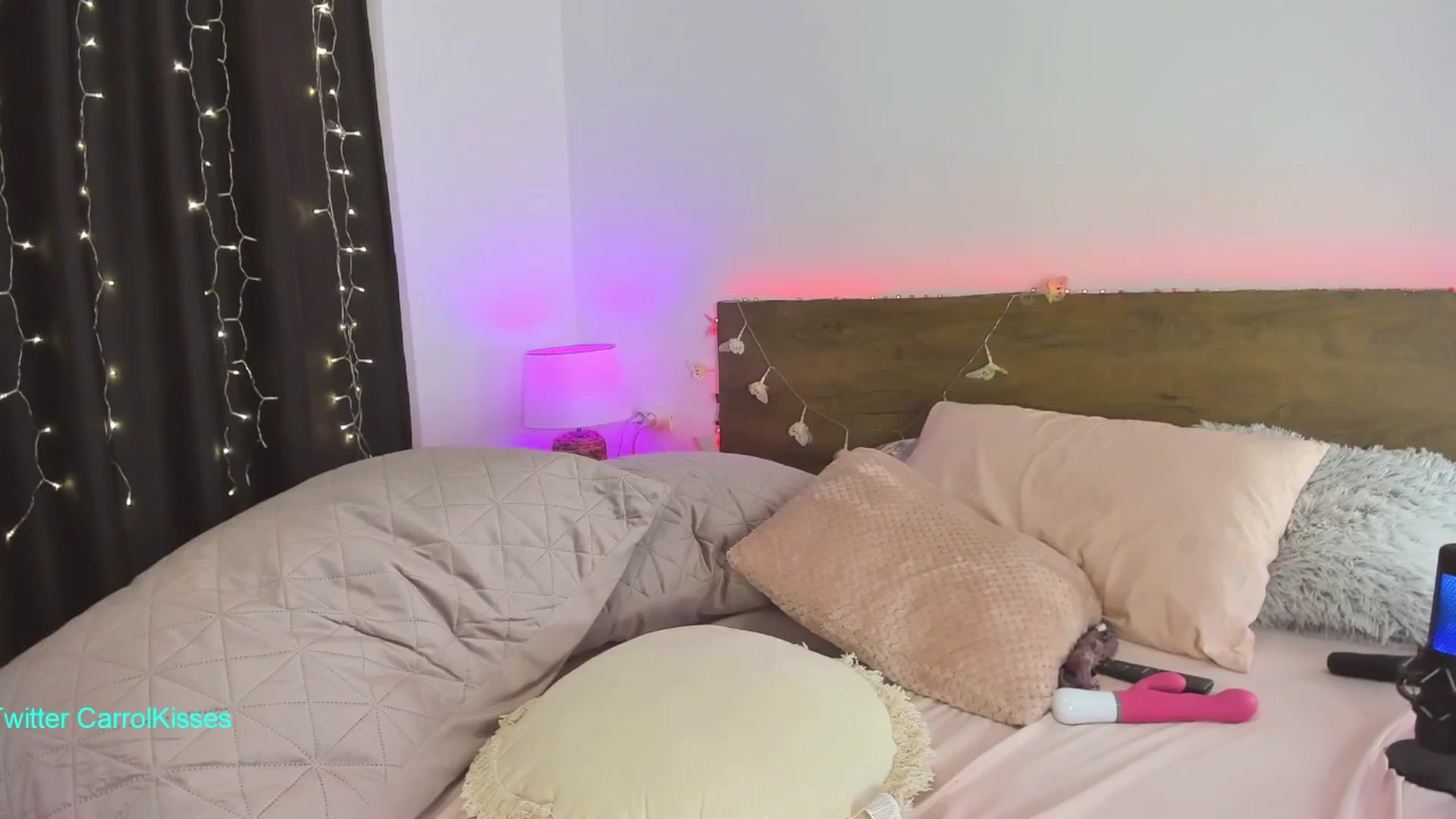Gallery image thumbnail from Carrolyna's myfreecams stream on, 04/01/2025, 19:12 image 18 of 20