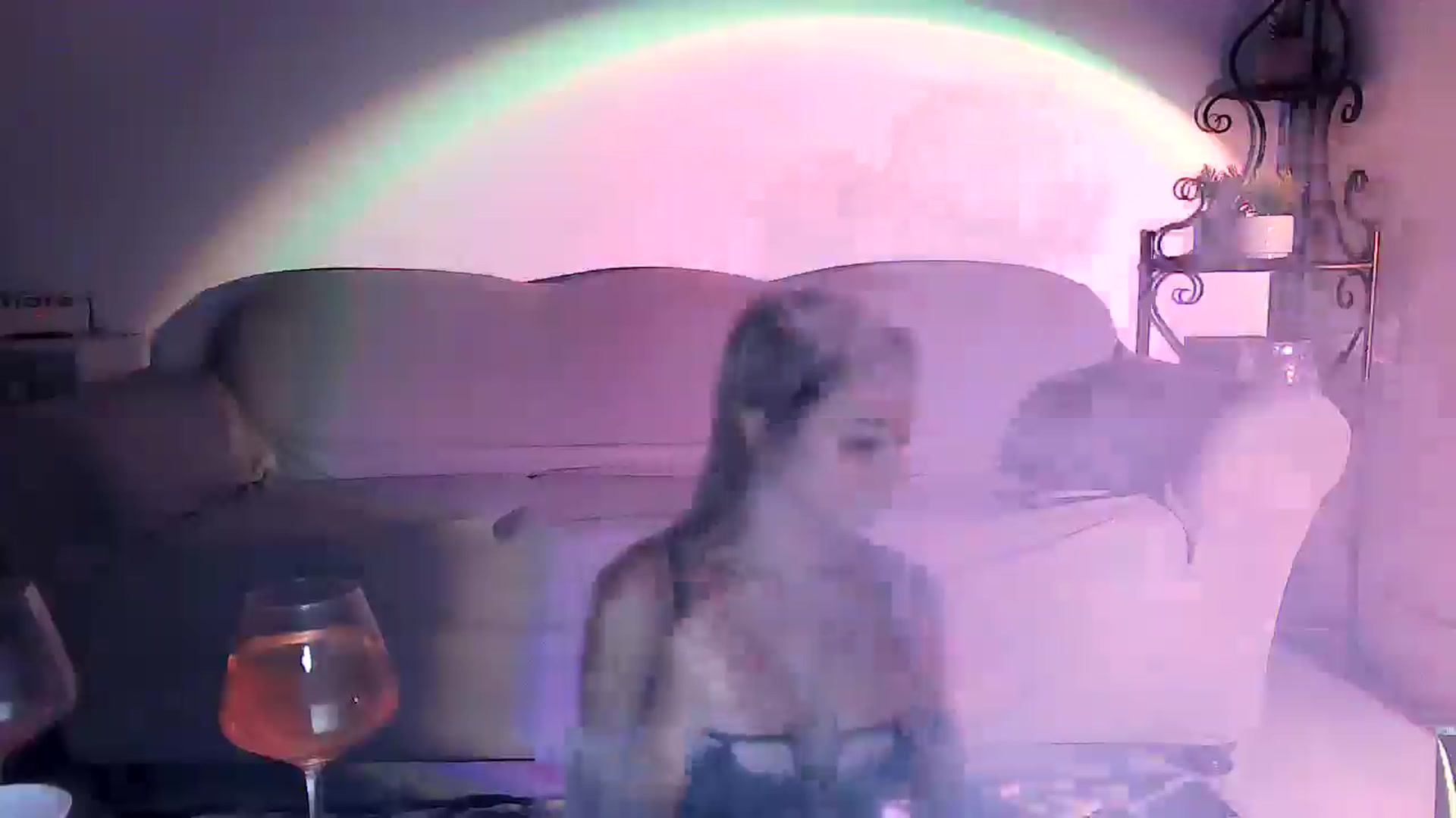 Gallery image thumbnail from CashleyBanks's myfreecams stream on, 04/20/2025, 07:09 image 7 of 20