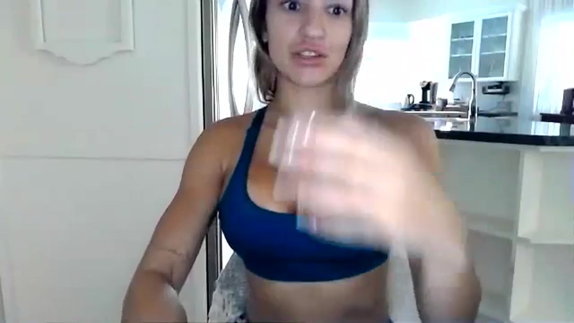 Gallery image thumbnail from CashleyBanks's myfreecams stream on, 09/08/2025, 19:31 image 5 of 20