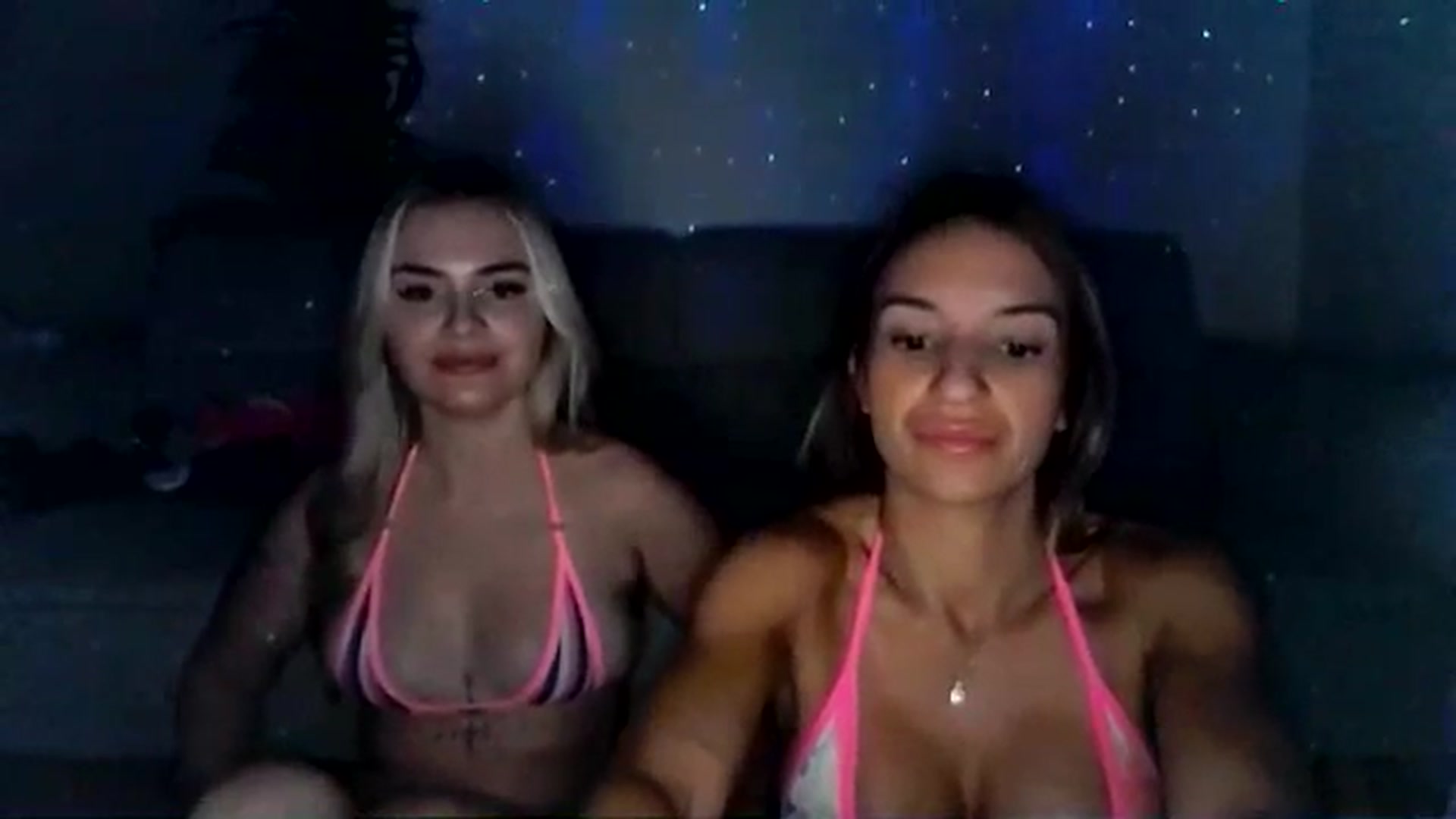 Gallery image thumbnail from CashleyBanks's myfreecams stream on, 09/14/2025, 05:28 image 19 of 20