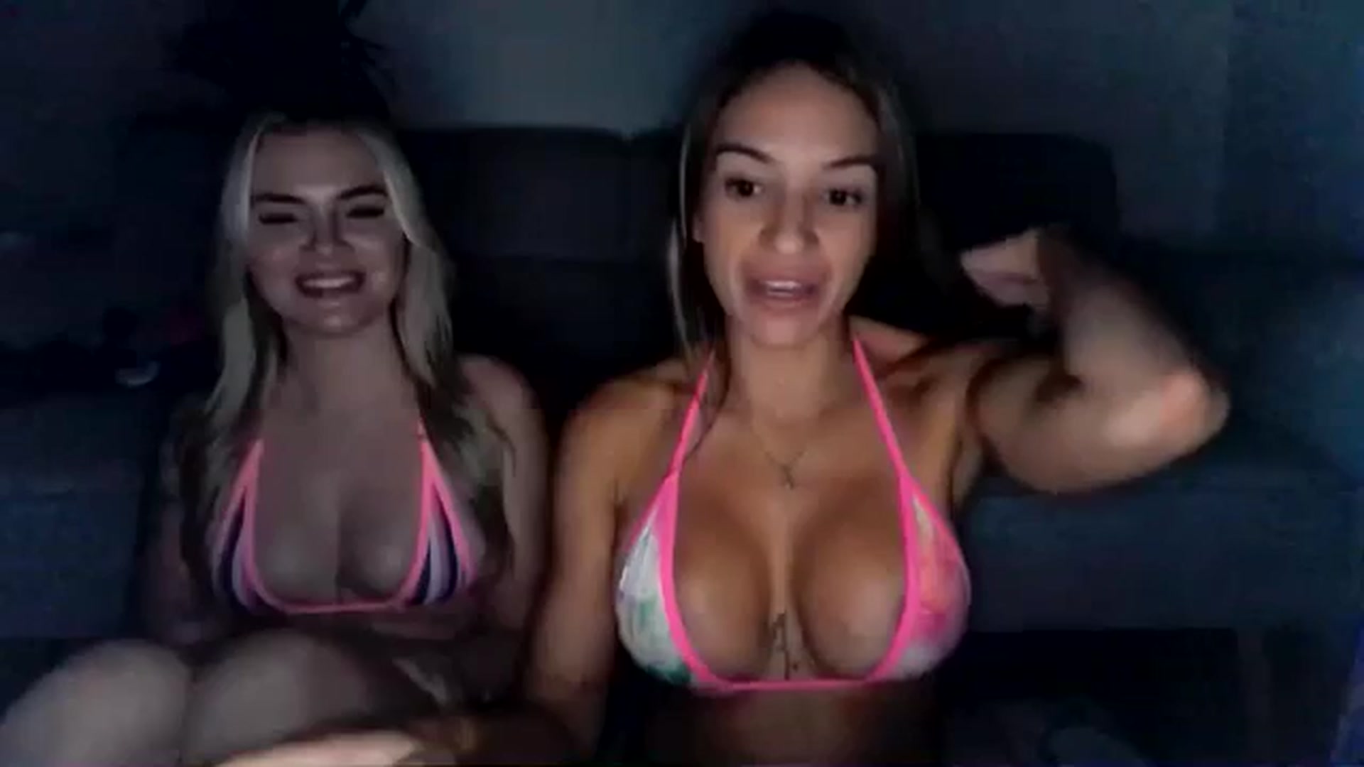 Gallery image thumbnail from CashleyBanks's myfreecams stream on, 09/14/2025, 08:32 image 16 of 20