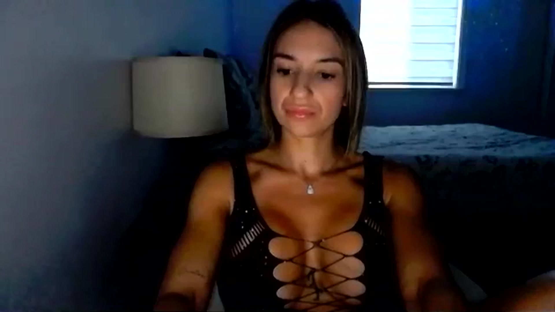Gallery image thumbnail from CashleyBanks's myfreecams stream on, 09/19/2025, 03:28 image 2 of 20