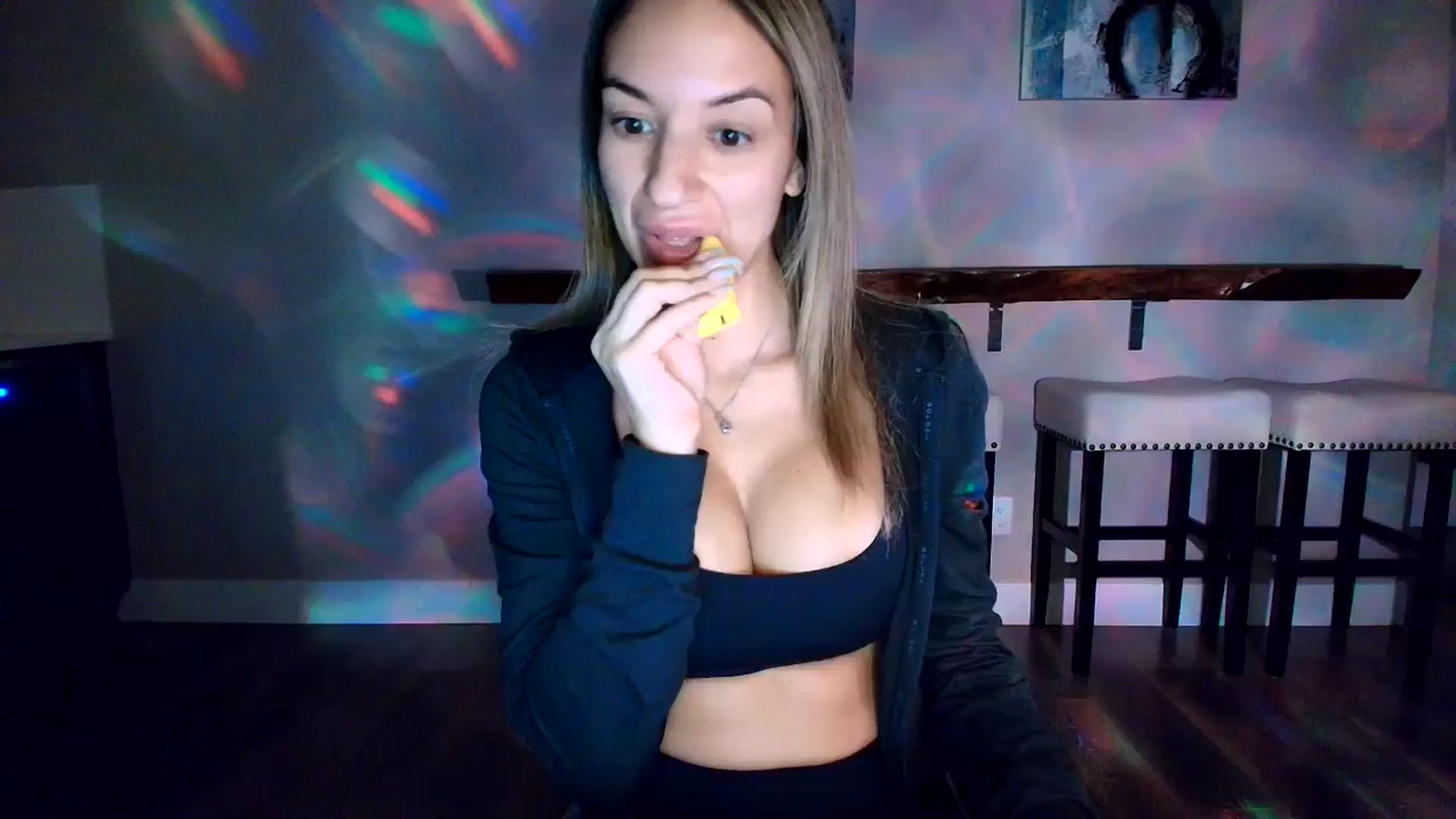 Gallery image thumbnail from CashleyBanks's myfreecams stream on, 10/07/2025, 21:50 image 1 of 20