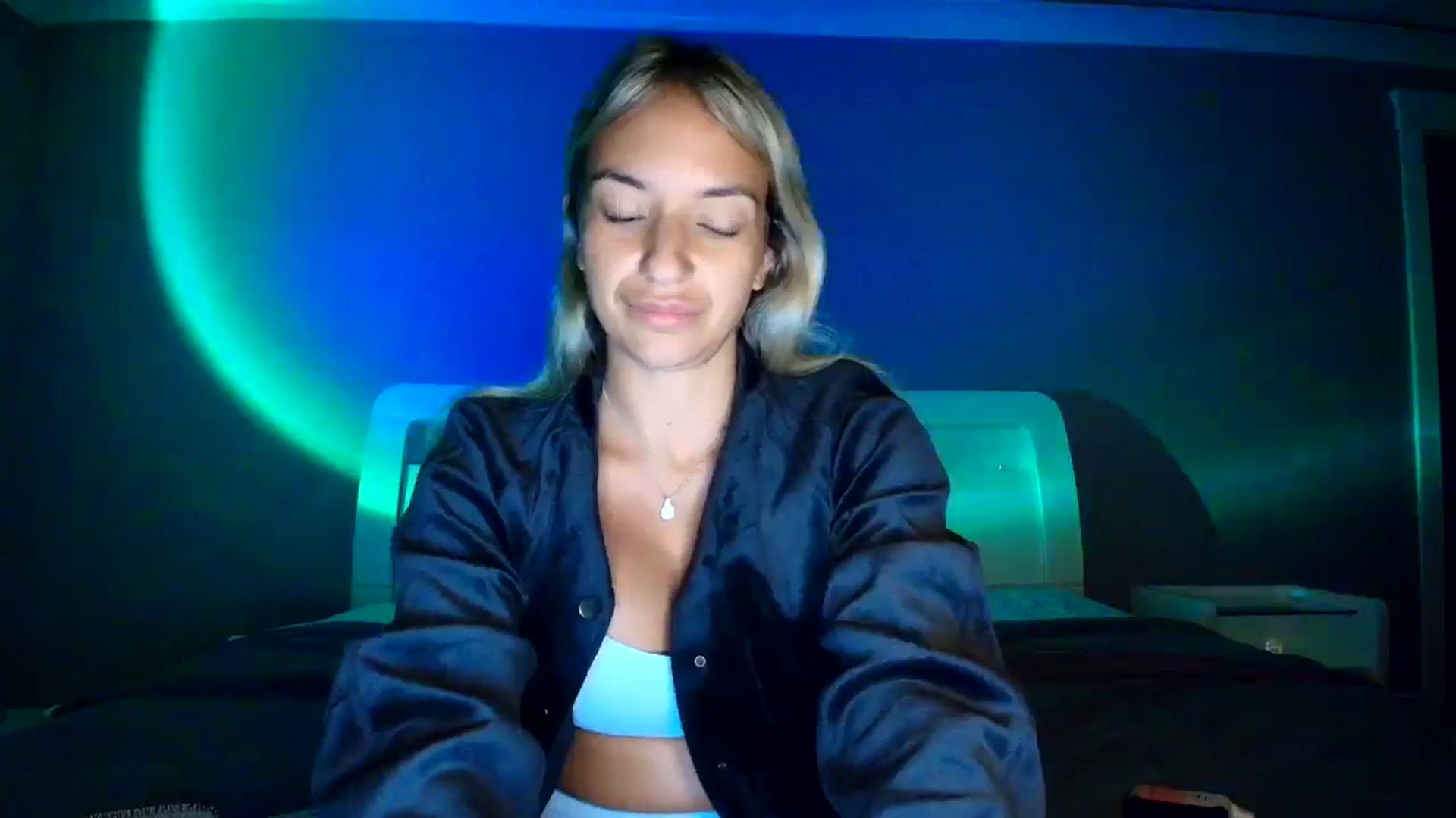 Gallery image thumbnail from CashleyBanks's myfreecams stream on, 10/26/2025, 04:30 image 20 of 20