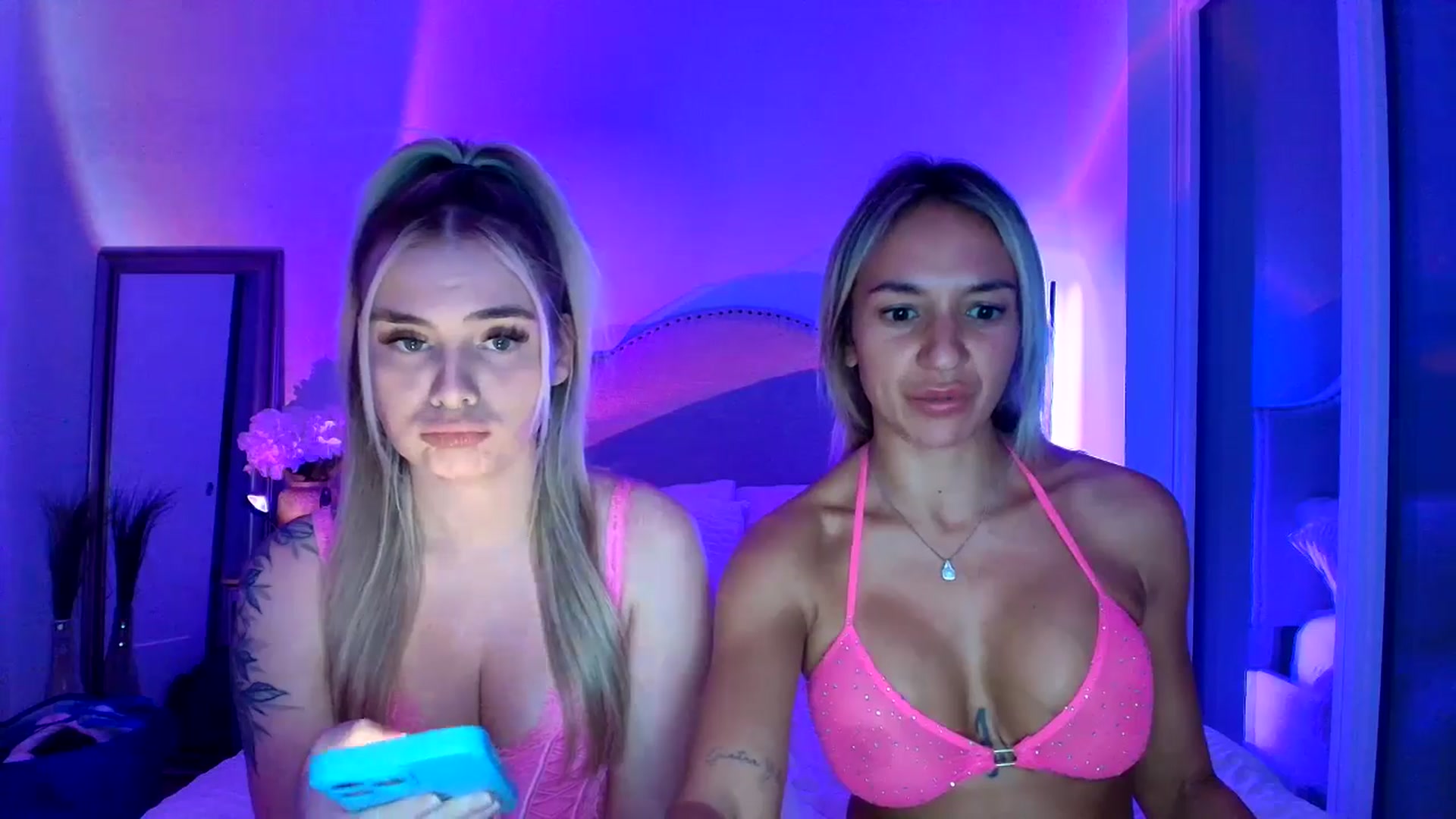 Gallery image thumbnail from CashleyBanks's myfreecams stream on, 11/08/2025, 06:24 image 3 of 20