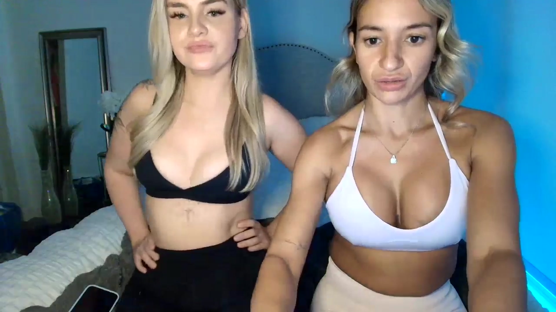 Gallery image thumbnail from CashleyBanks's myfreecams stream on, 11/10/2025, 24:40 image 12 of 20