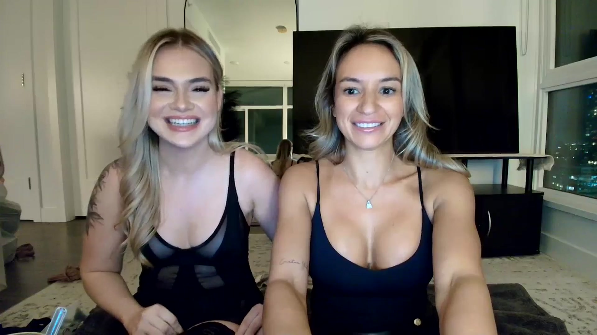 Gallery image thumbnail from CashleyBanks's myfreecams stream on, 11/16/2025, 07:46 image 5 of 20