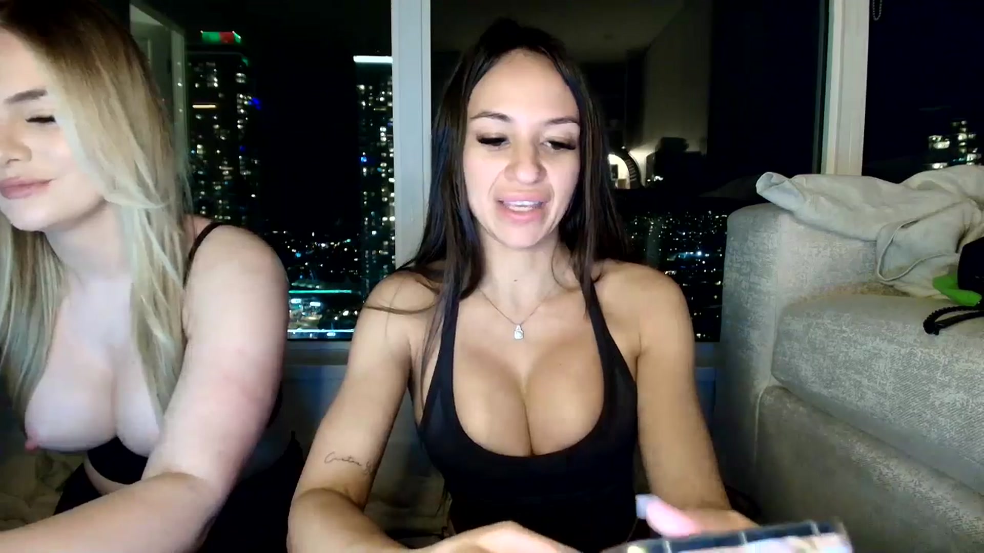 Gallery image thumbnail from CashleyBanks's myfreecams stream on, 01/28/2026, 06:18 image 13 of 20