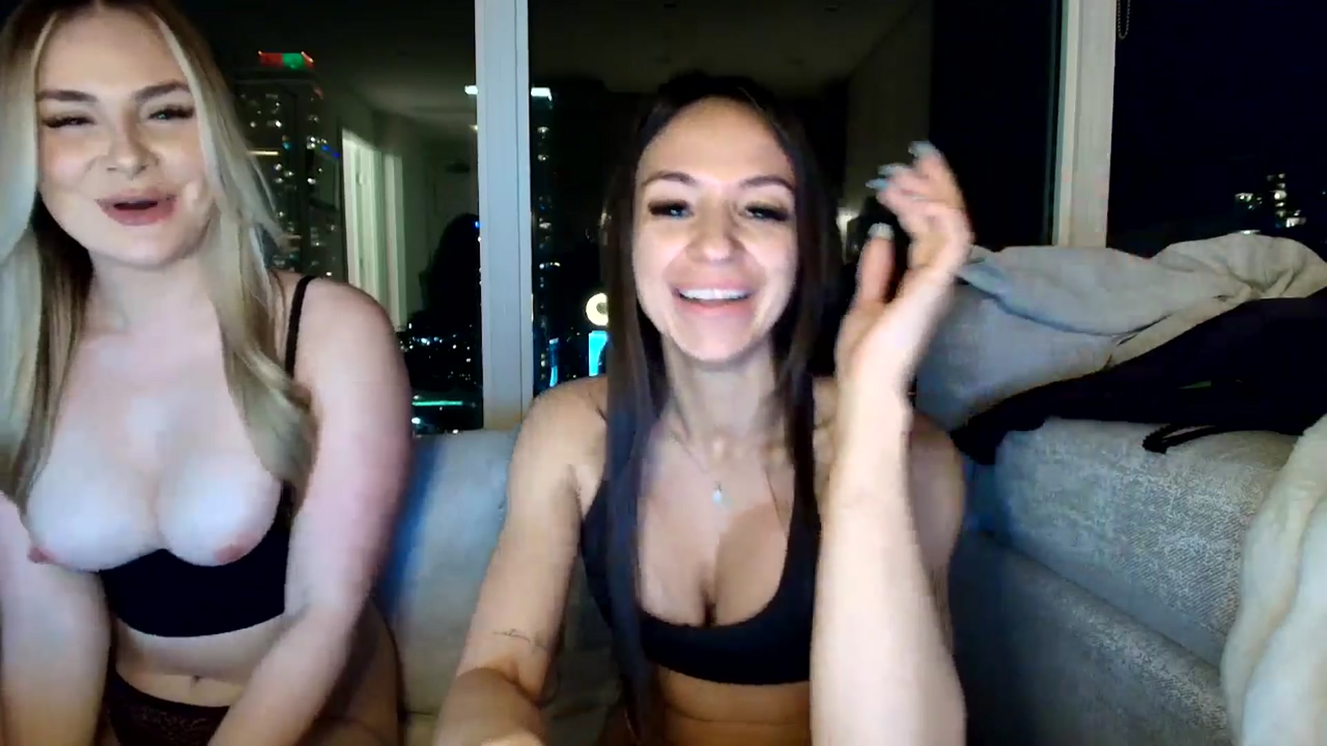 Gallery image thumbnail from CashleyBanks's myfreecams stream on, 01/28/2026, 06:51 image 19 of 20