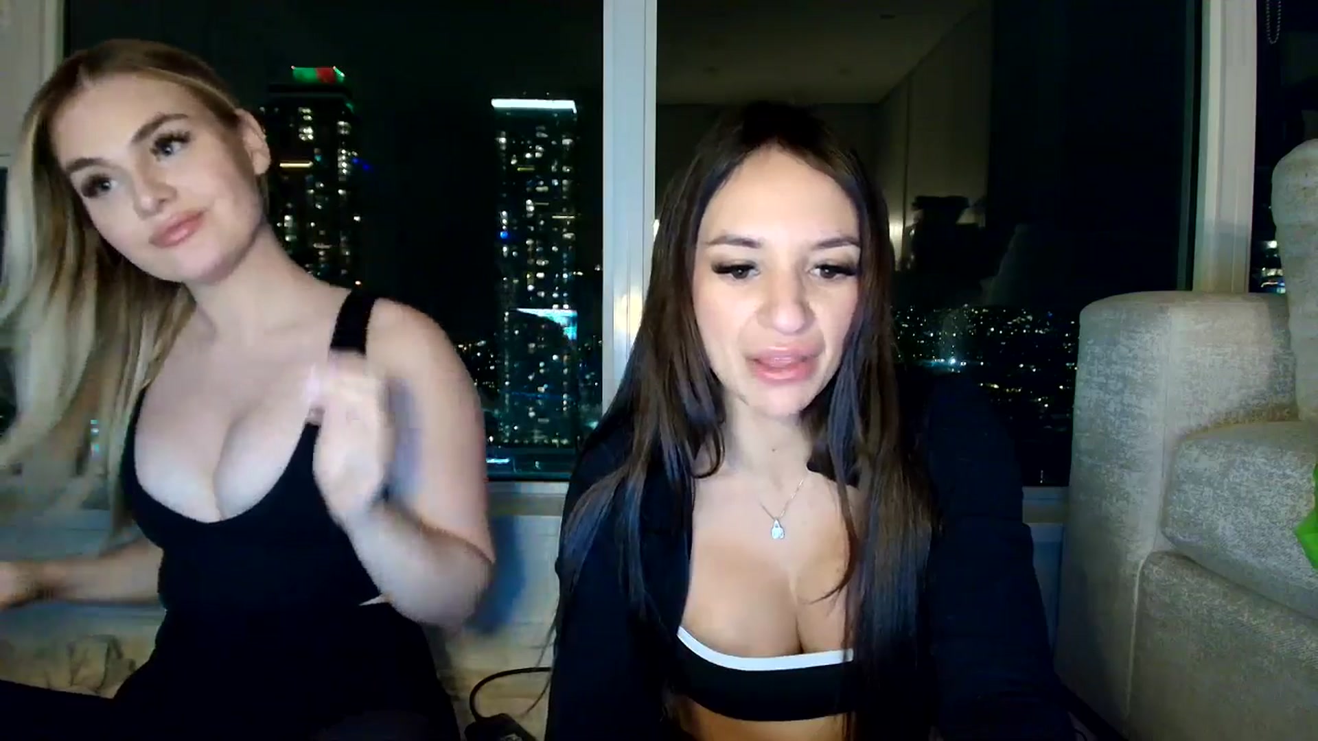 Gallery image thumbnail from CashleyBanks's myfreecams stream on, 01/29/2026, 05:16 image 15 of 20
