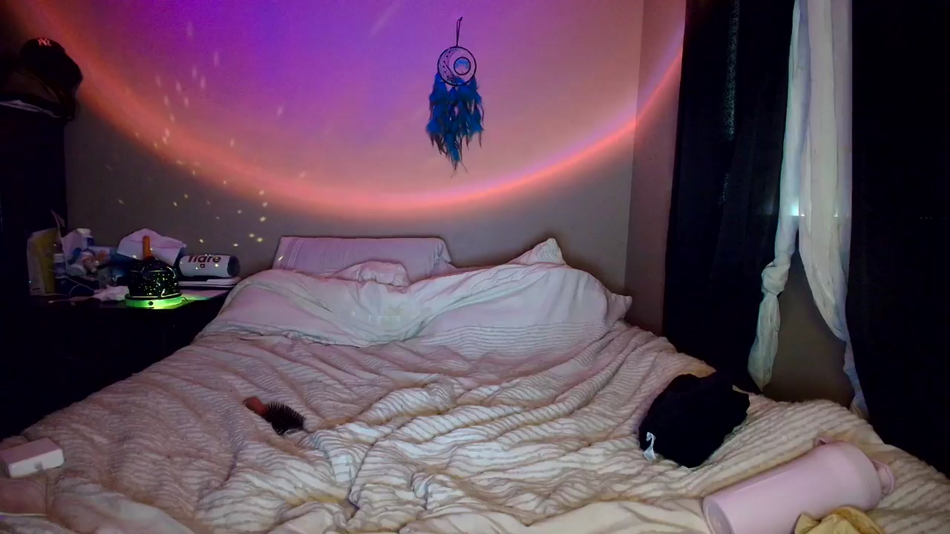Gallery image thumbnail from CashleyBanks's myfreecams stream on, 03/25/2026, 21:50 image 19 of 20