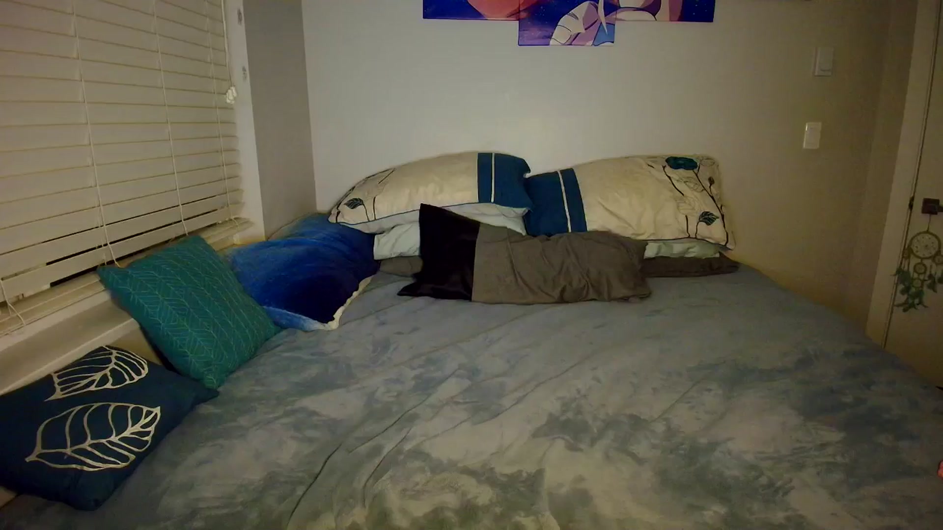 Gallery image thumbnail from CashleyBanks's myfreecams stream on, 04/12/2026, 06:02 image 3 of 20