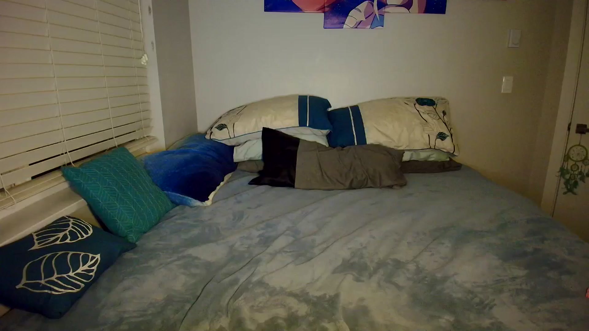 Gallery image thumbnail from CashleyBanks's myfreecams stream on, 04/12/2026, 06:02 image 2 of 20
