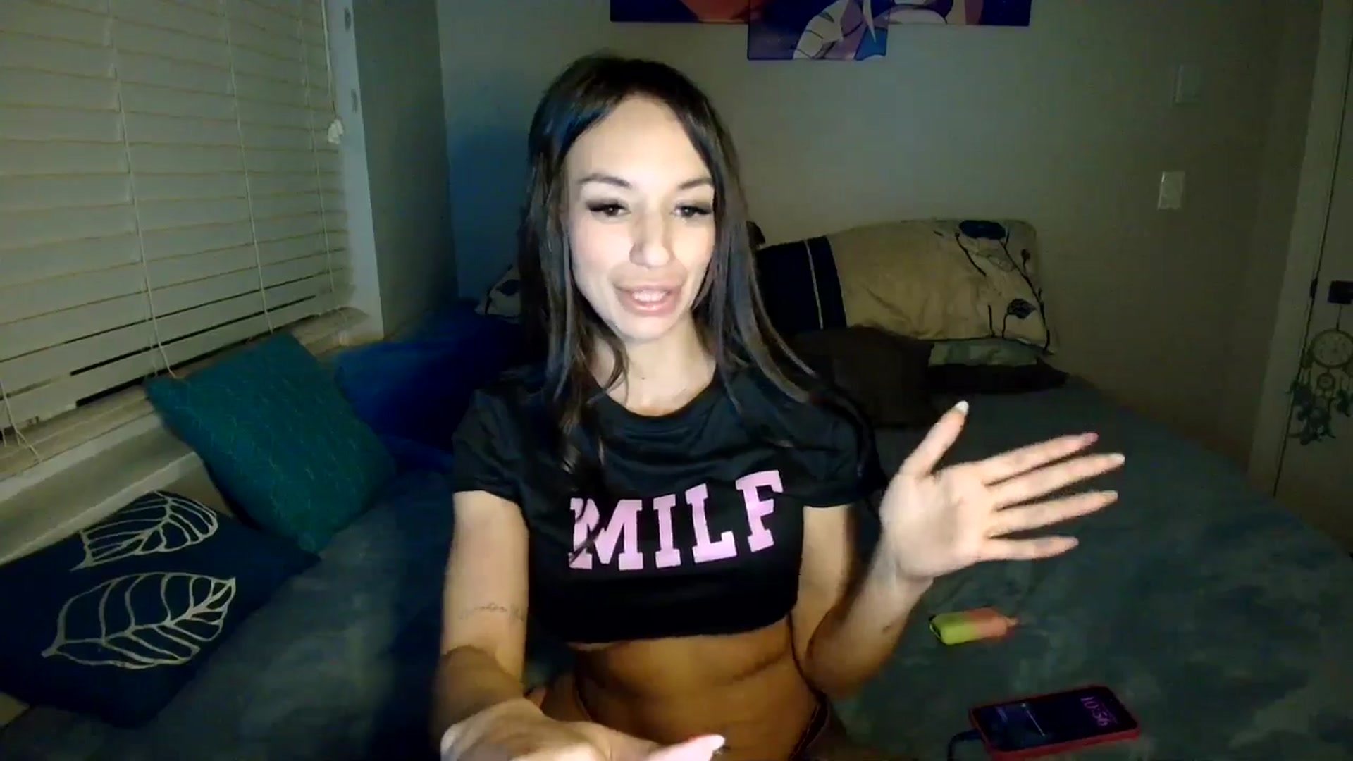 Gallery image thumbnail from CashleyBanks's myfreecams stream on, 04/12/2026, 06:02 image 16 of 20