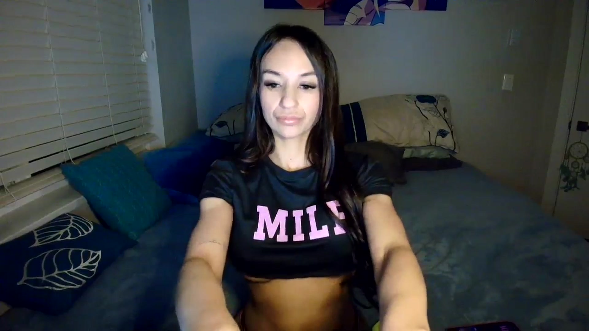 Gallery image thumbnail from CashleyBanks's myfreecams stream on, 04/12/2026, 06:02 image 8 of 20