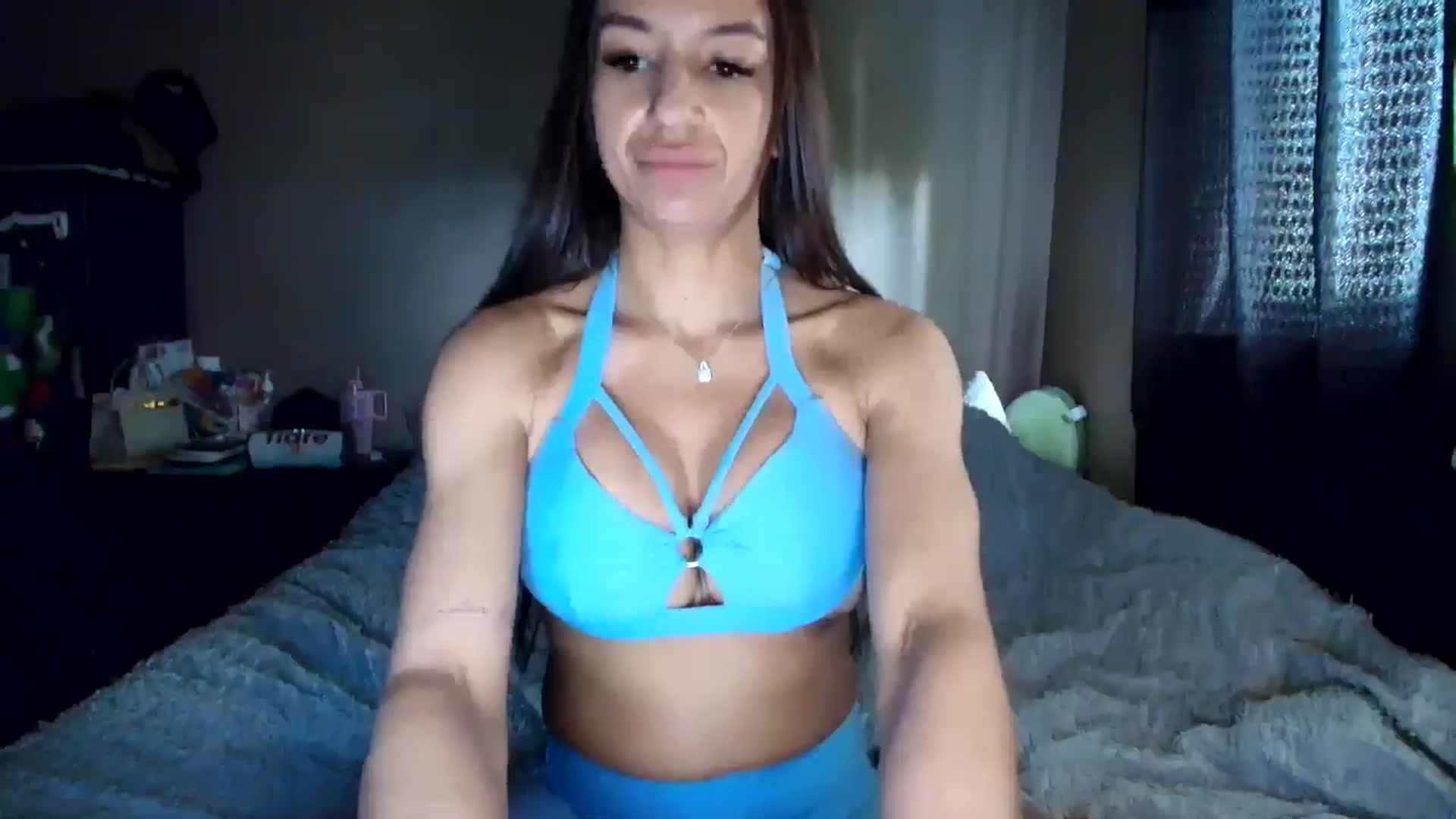 Gallery image thumbnail from CashleyBanks's myfreecams stream on, 04/21/2026, 22:39 image 15 of 20