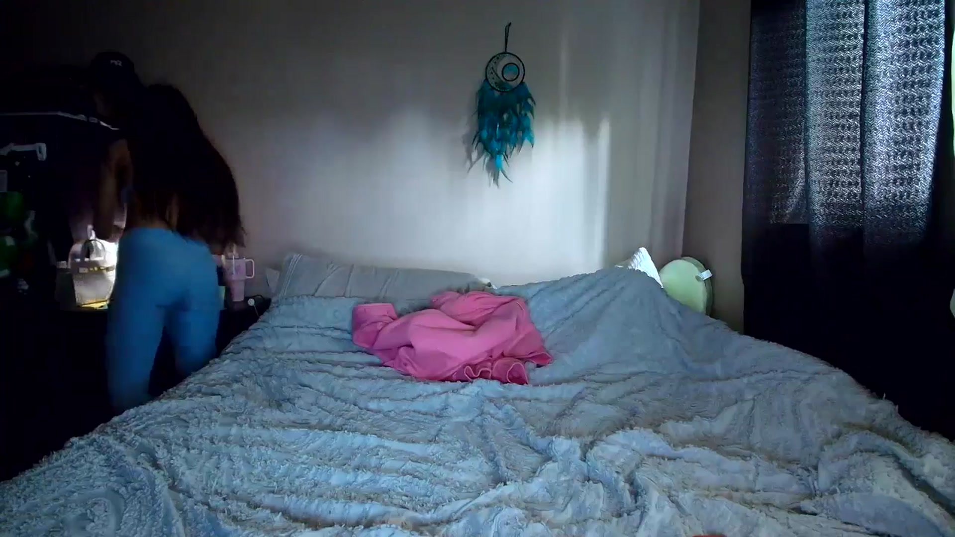 Gallery image thumbnail from CashleyBanks's myfreecams stream on, 04/21/2026, 22:39 image 17 of 20
