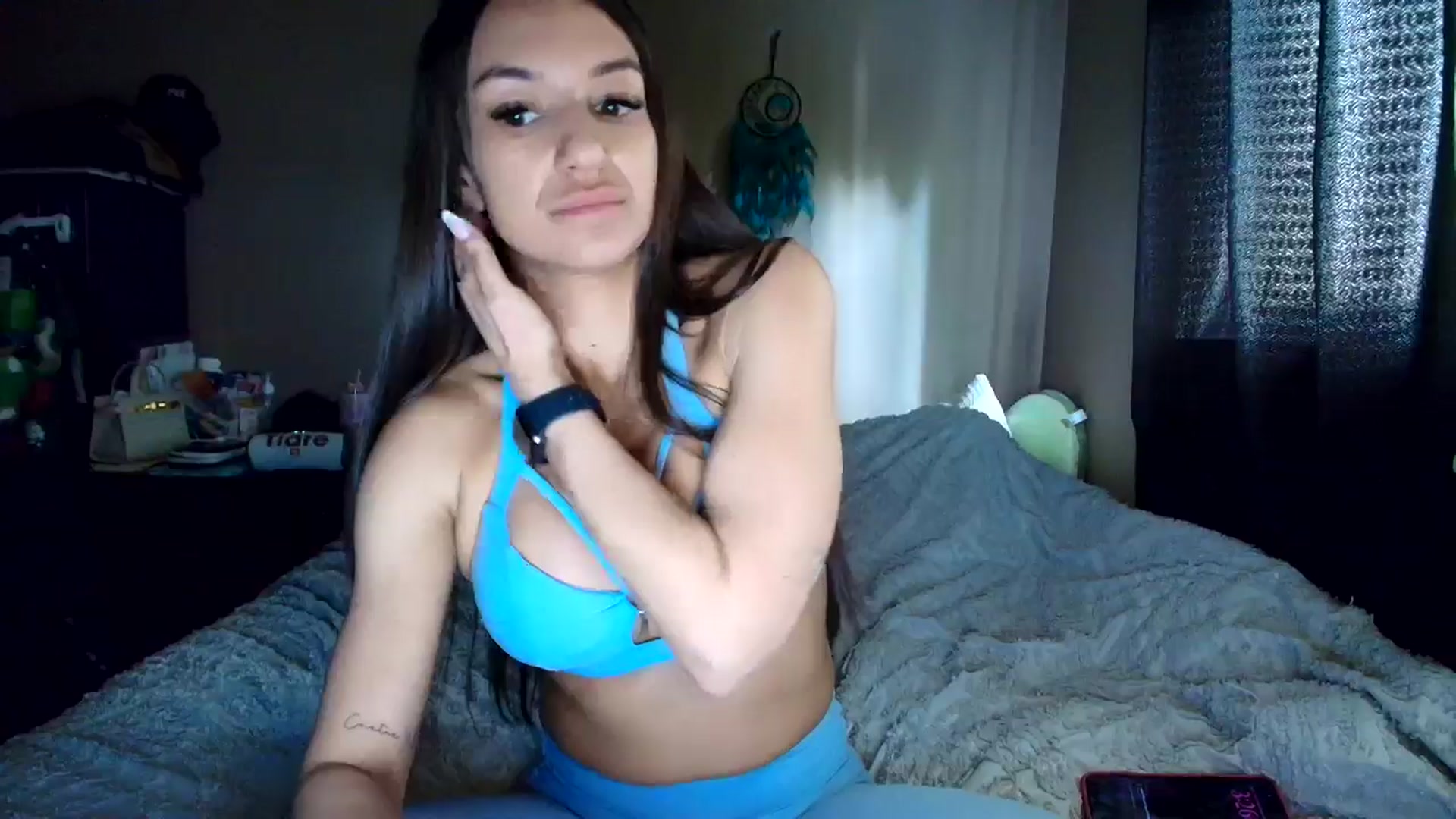 Gallery image thumbnail from CashleyBanks's myfreecams stream on, 04/21/2026, 22:39 image 6 of 20