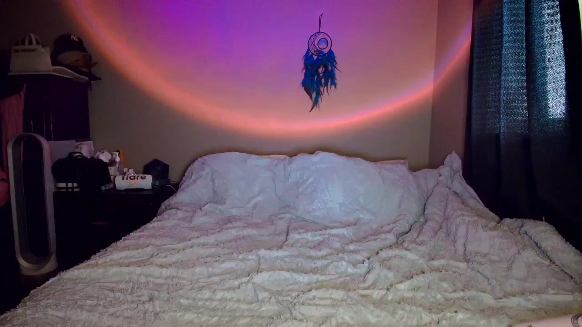 Gallery image thumbnail from CashleyBanks's myfreecams stream on, 05/08/2026, 19:53 image 16 of 20