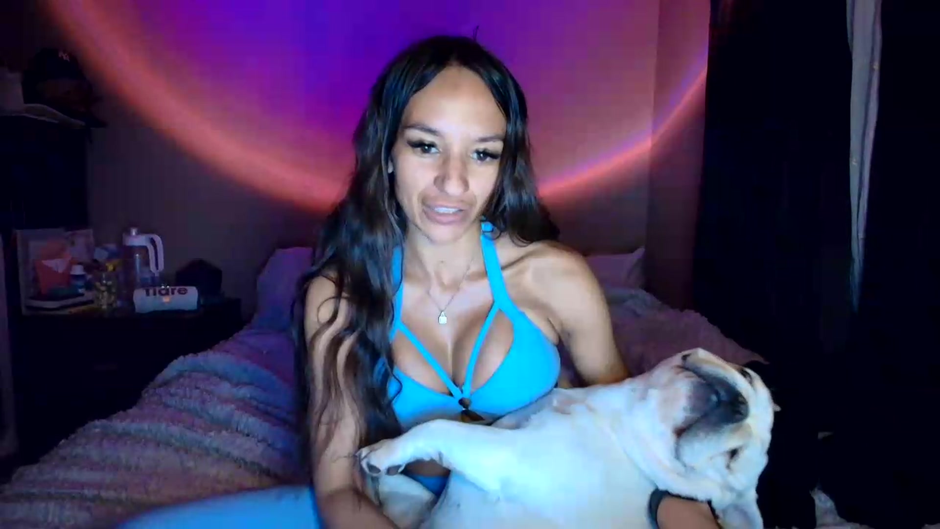 Gallery image thumbnail from CashleyBanks's myfreecams stream on, 05/13/2026, 23:04 image 12 of 20