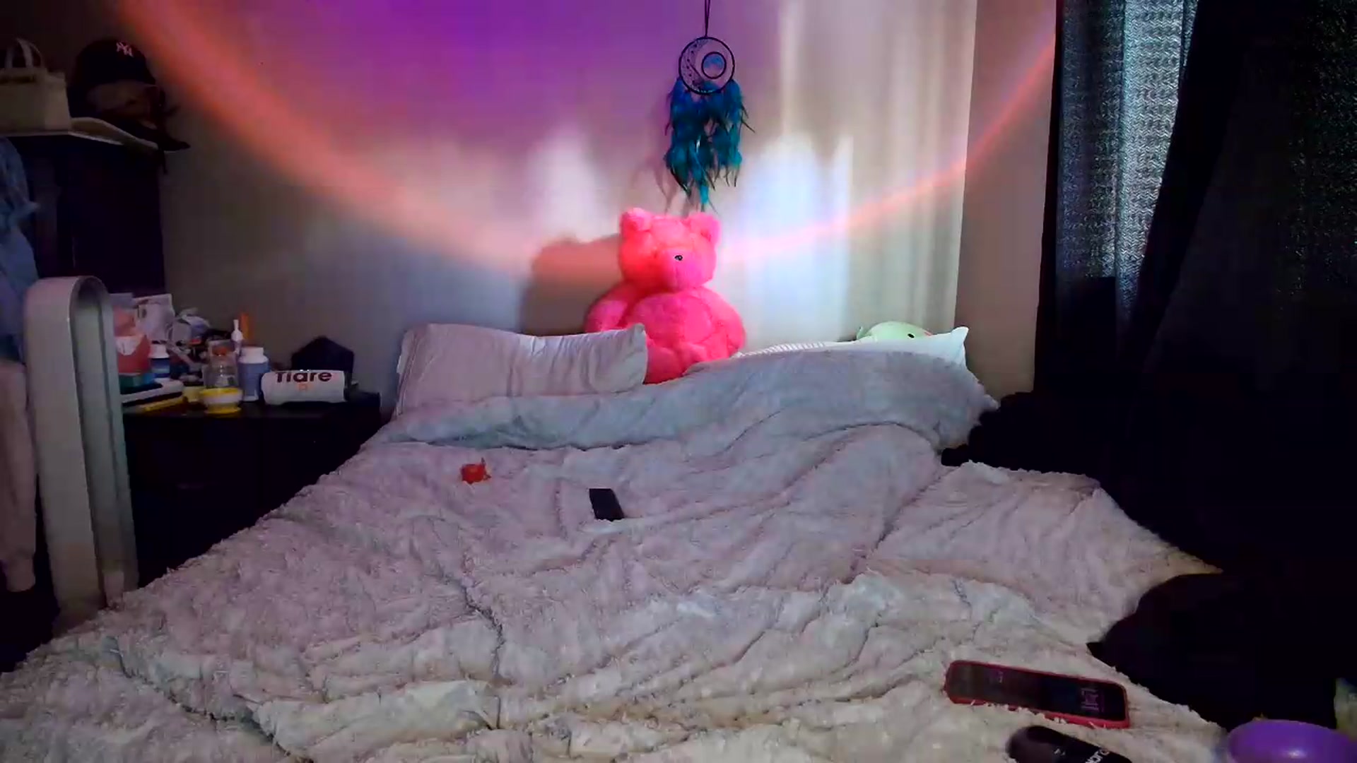 Gallery image thumbnail from CashleyBanks's myfreecams stream on, 05/14/2026, 20:13 image 9 of 20