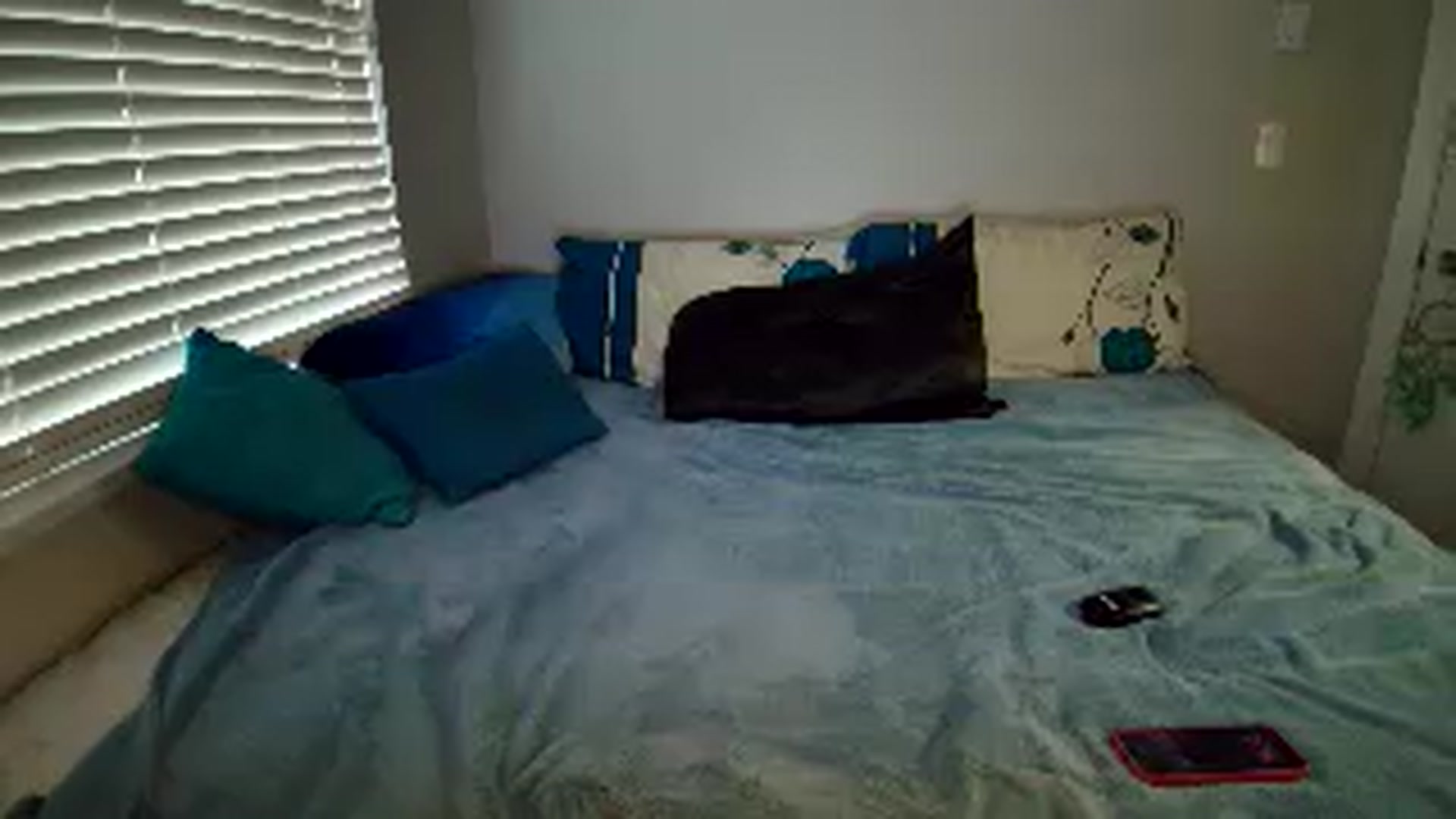 Gallery image thumbnail from CashleyBanks's myfreecams stream on, 05/15/2026, 03:09 image 18 of 20