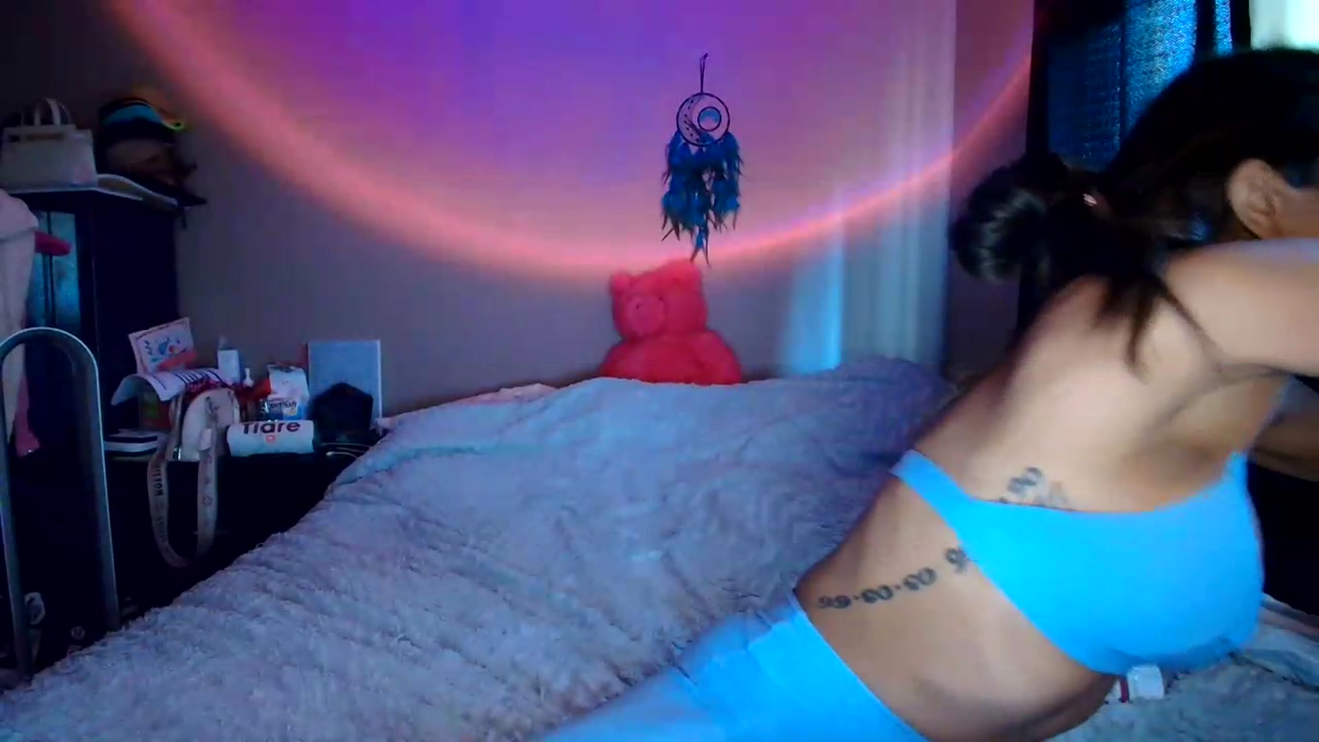 Gallery image thumbnail from CashleyBanks's myfreecams stream on, 05/28/2026, 22:51 image 5 of 20