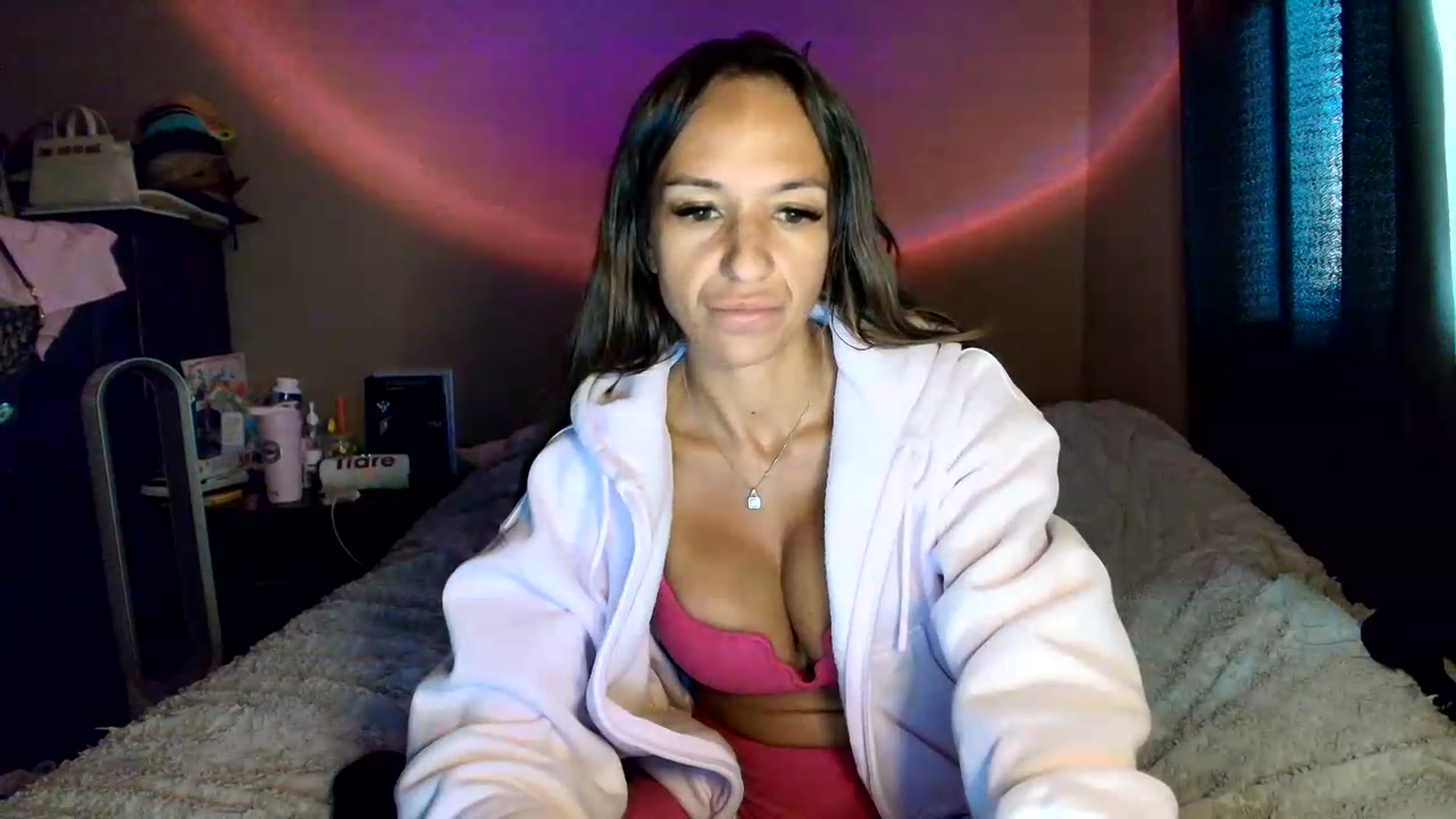 Gallery image thumbnail from CashleyBanks's myfreecams stream on, 06/04/2026, 19:23 image 20 of 20