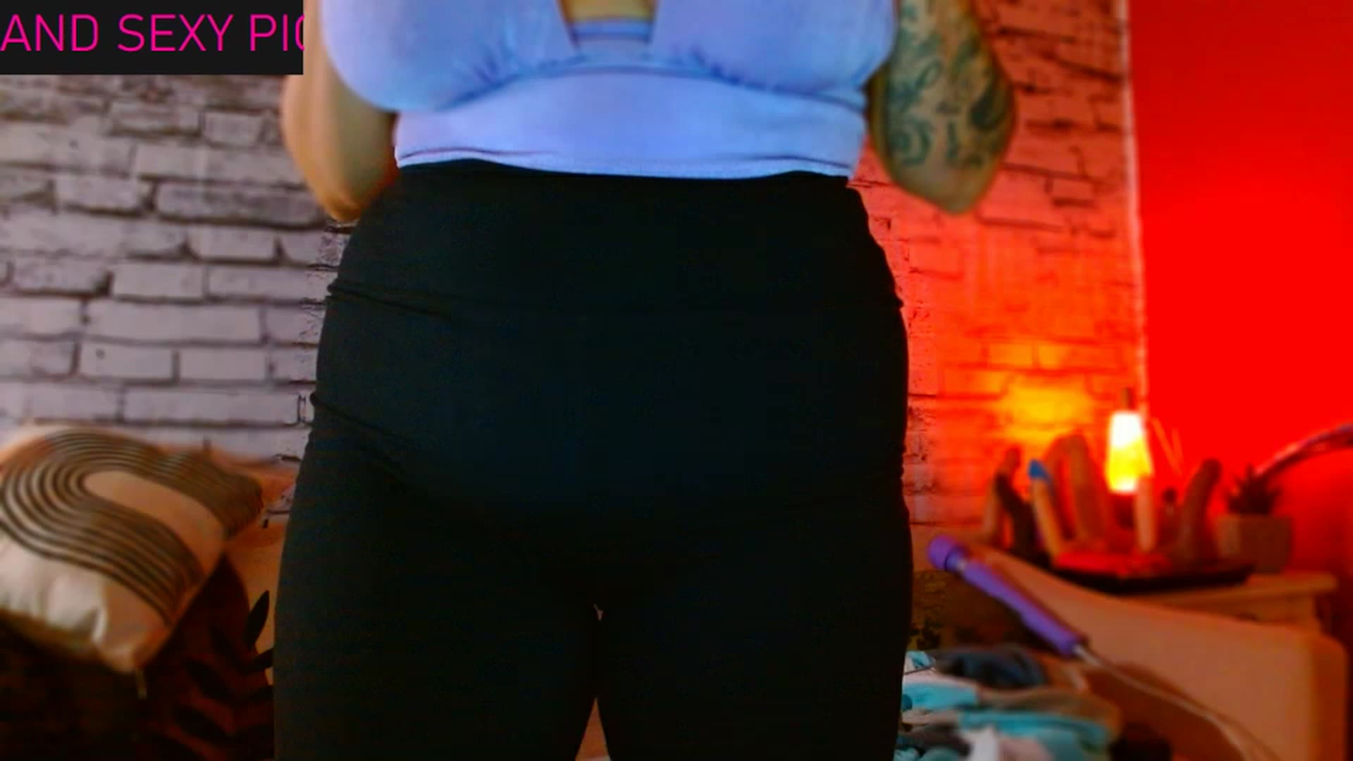 Gallery image thumbnail from CashmereFoxxx's myfreecams stream on, 02/02/2023, 06:53 image 2 of 20
