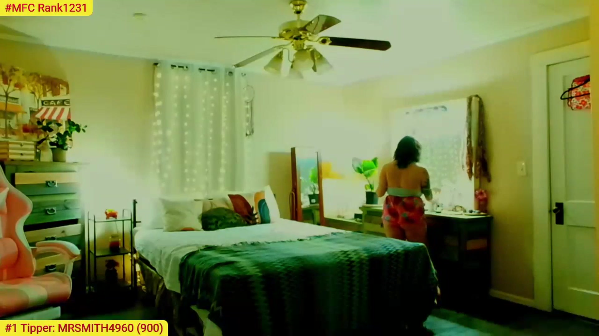 Gallery image thumbnail from CashmereFoxxx's myfreecams stream on, 07/11/2023, 24:05 image 3 of 20