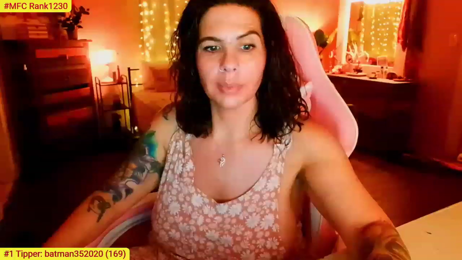 Gallery image thumbnail from CashmereFoxxx's myfreecams stream on, 07/12/2023, 03:05 image 19 of 20