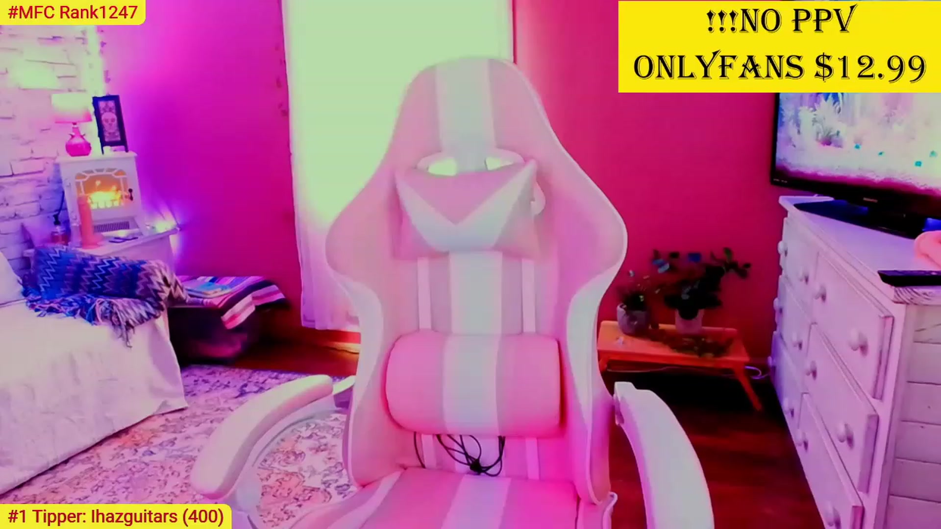 Gallery image thumbnail from CashmereFoxxx's myfreecams stream on, 07/29/2023, 20:34 image 2 of 20