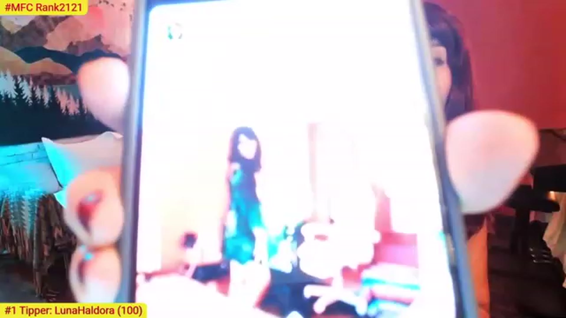 Gallery image thumbnail from CashmereFoxxx's myfreecams stream on, 08/11/2023, 07:50 image 4 of 20