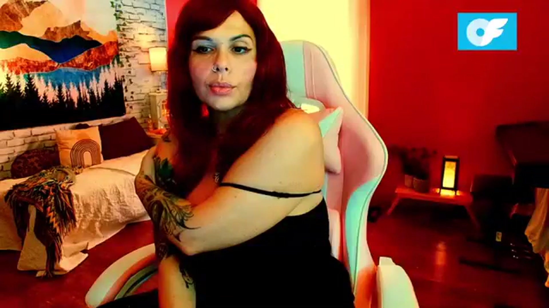 Gallery image thumbnail from CashmereFoxxx's myfreecams stream on, 08/16/2023, 20:19 image 5 of 20