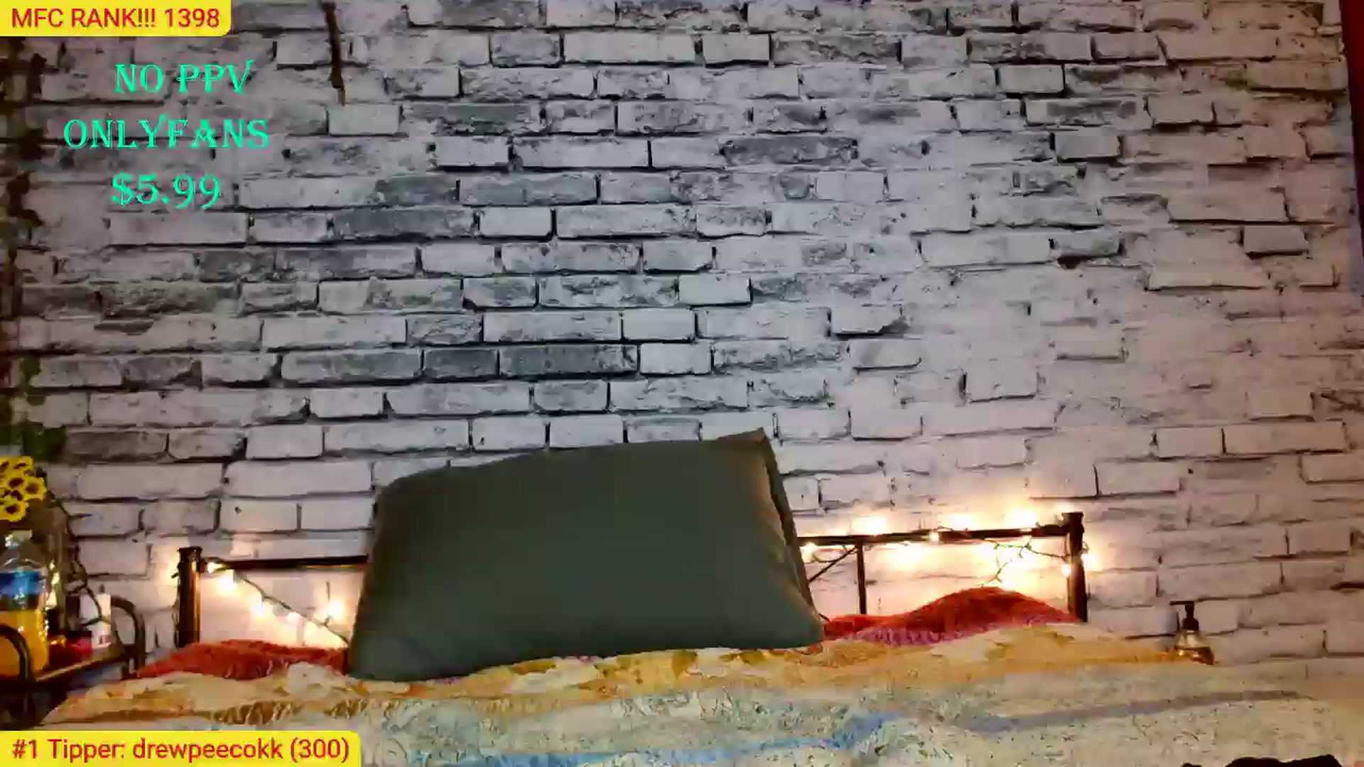 Gallery image thumbnail from CashmereFoxxx's myfreecams stream on, 02/08/2024, 02:57 image 12 of 20