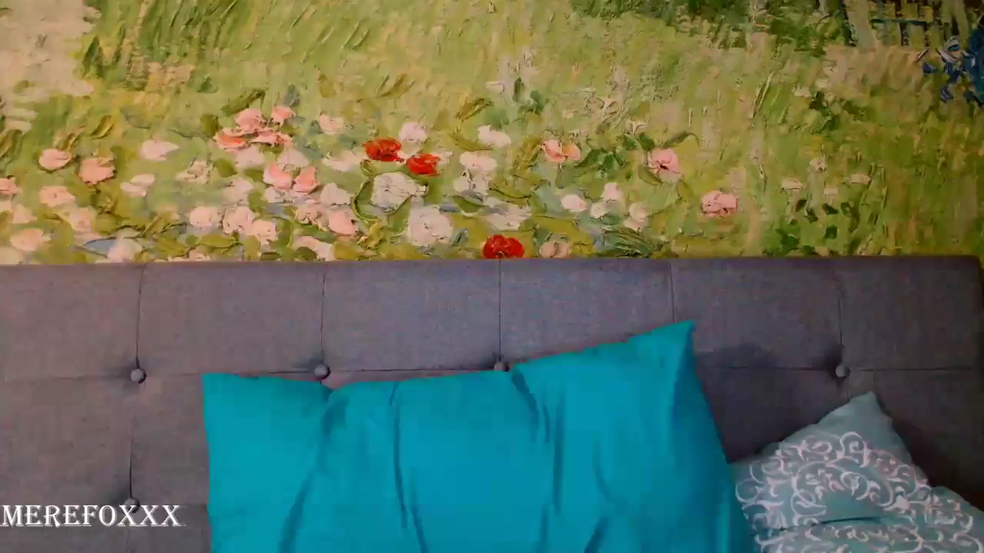 Gallery image thumbnail from CashmereFoxxx's myfreecams stream on, 04/20/2024, 23:59 image 20 of 20