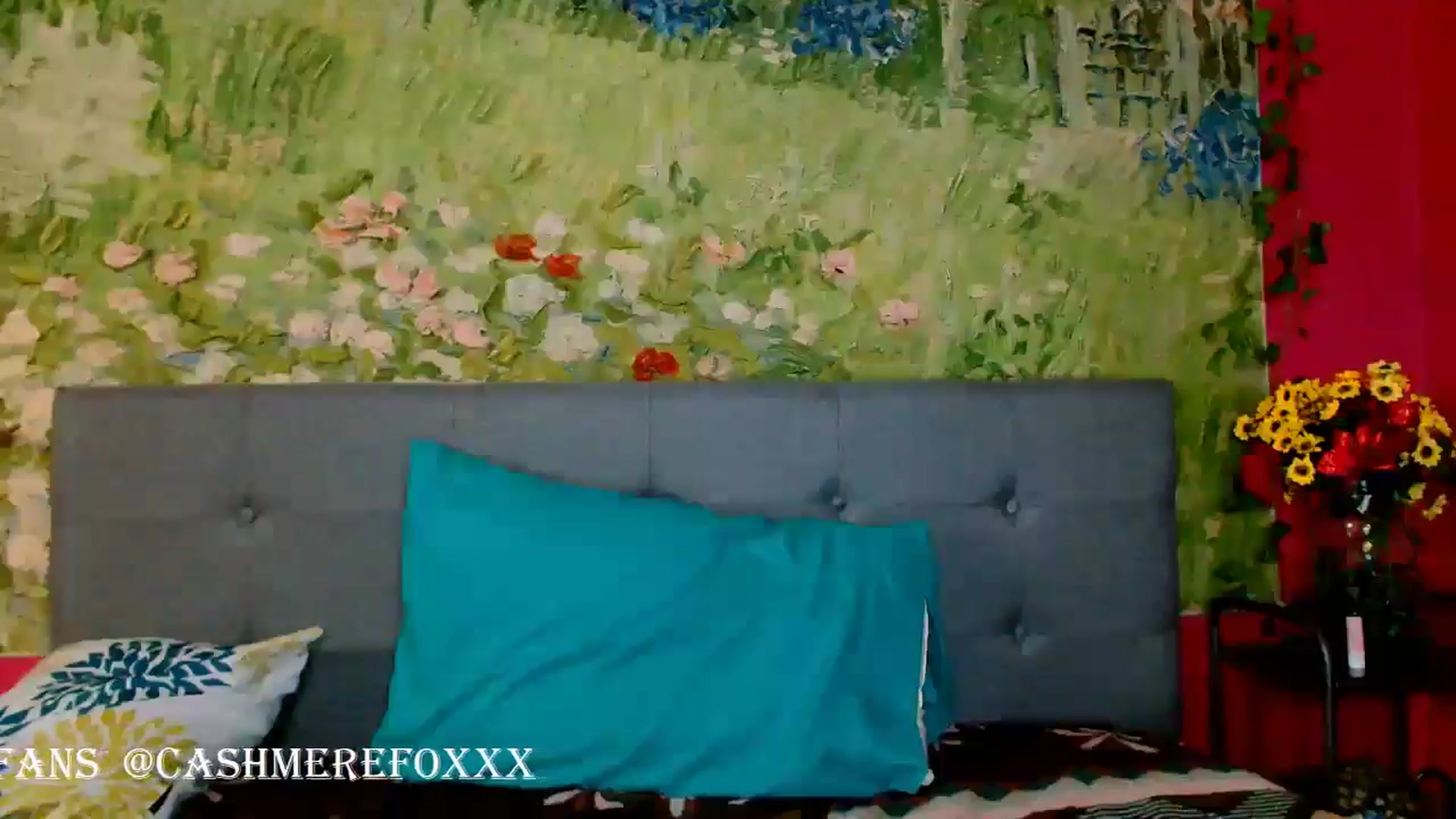 Gallery image thumbnail from CashmereFoxxx's myfreecams stream on, 05/04/2024, 03:05 image 20 of 20