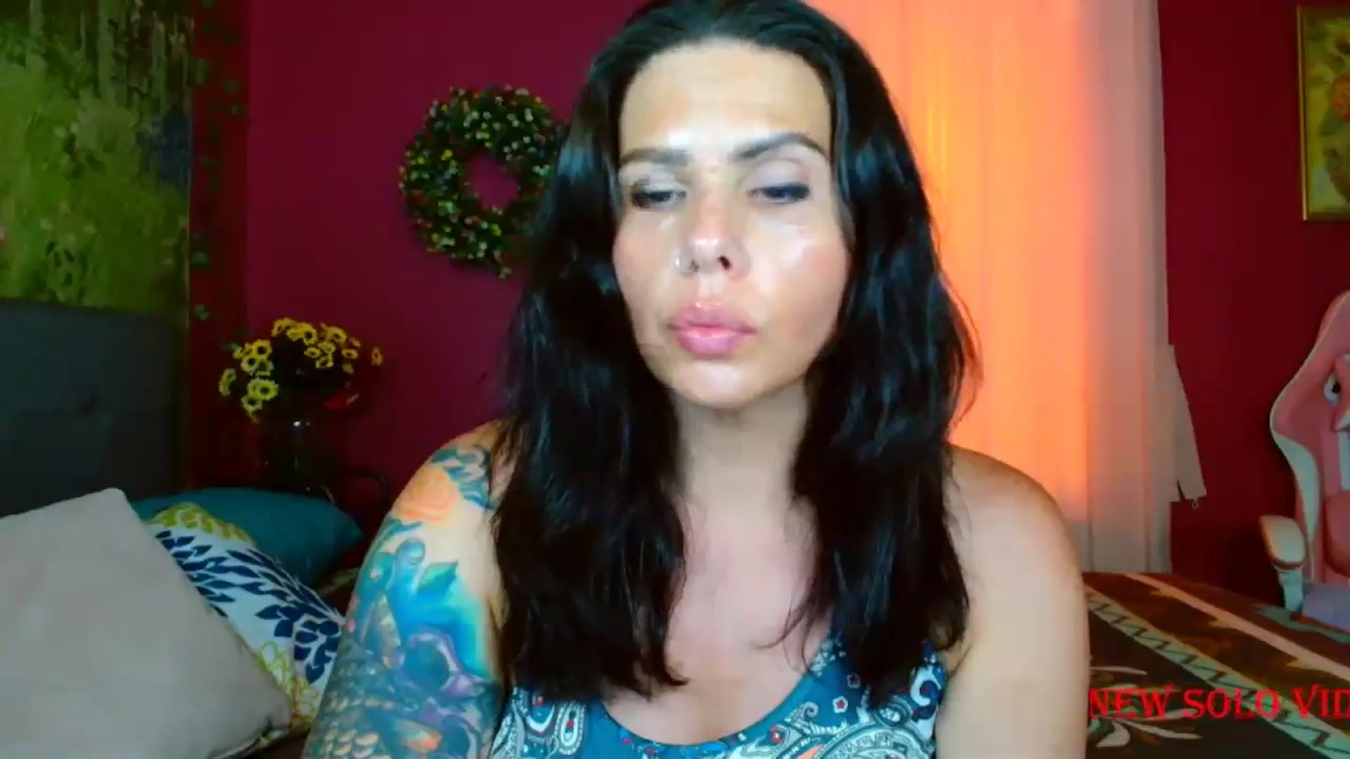 Gallery image thumbnail from CashmereFoxxx's myfreecams stream on, 05/15/2024, 20:02 image 2 of 20