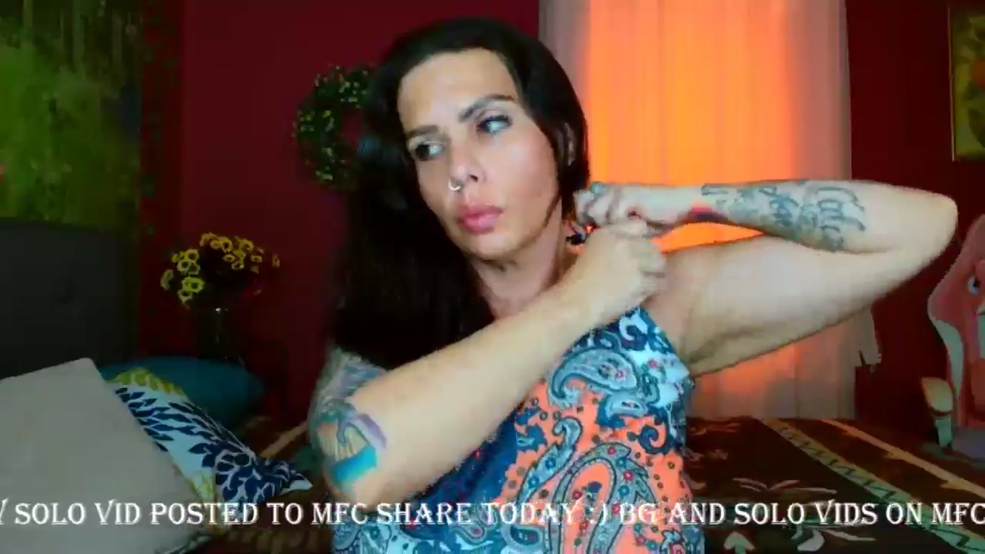 Gallery image thumbnail from CashmereFoxxx's myfreecams stream on, 05/15/2024, 20:02 image 4 of 20