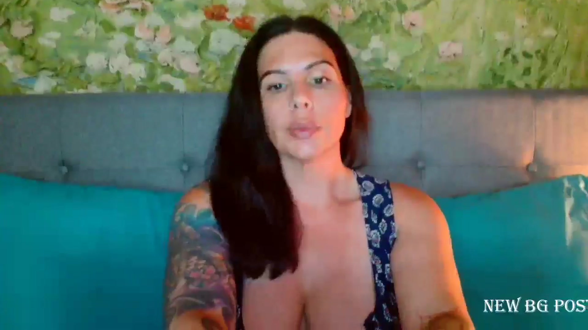 Gallery image thumbnail from CashmereFoxxx's myfreecams stream on, 05/17/2024, 22:06 image 2 of 20