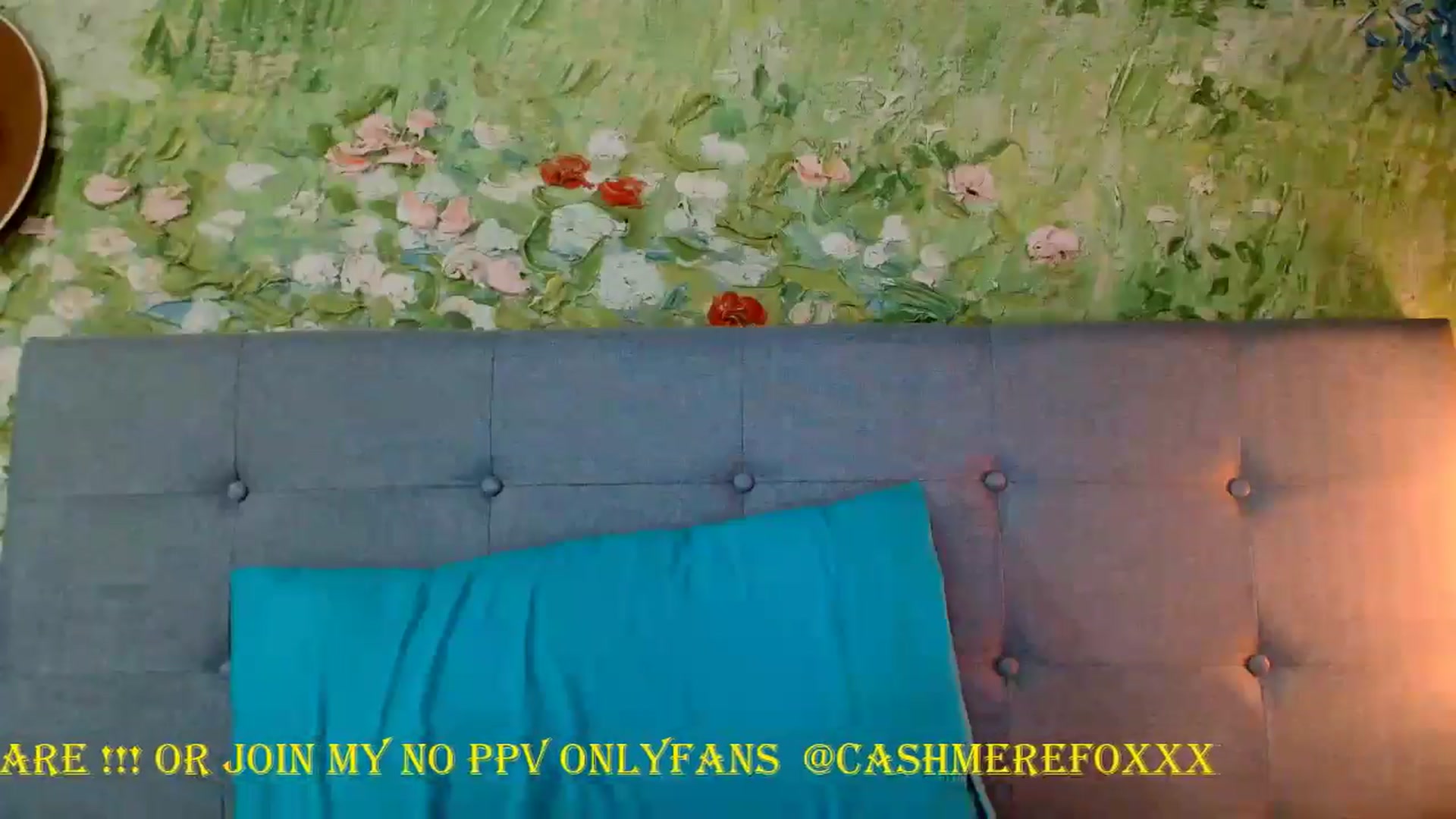 Gallery image thumbnail from CashmereFoxxx's myfreecams stream on, 05/21/2024, 17:32 image 11 of 20