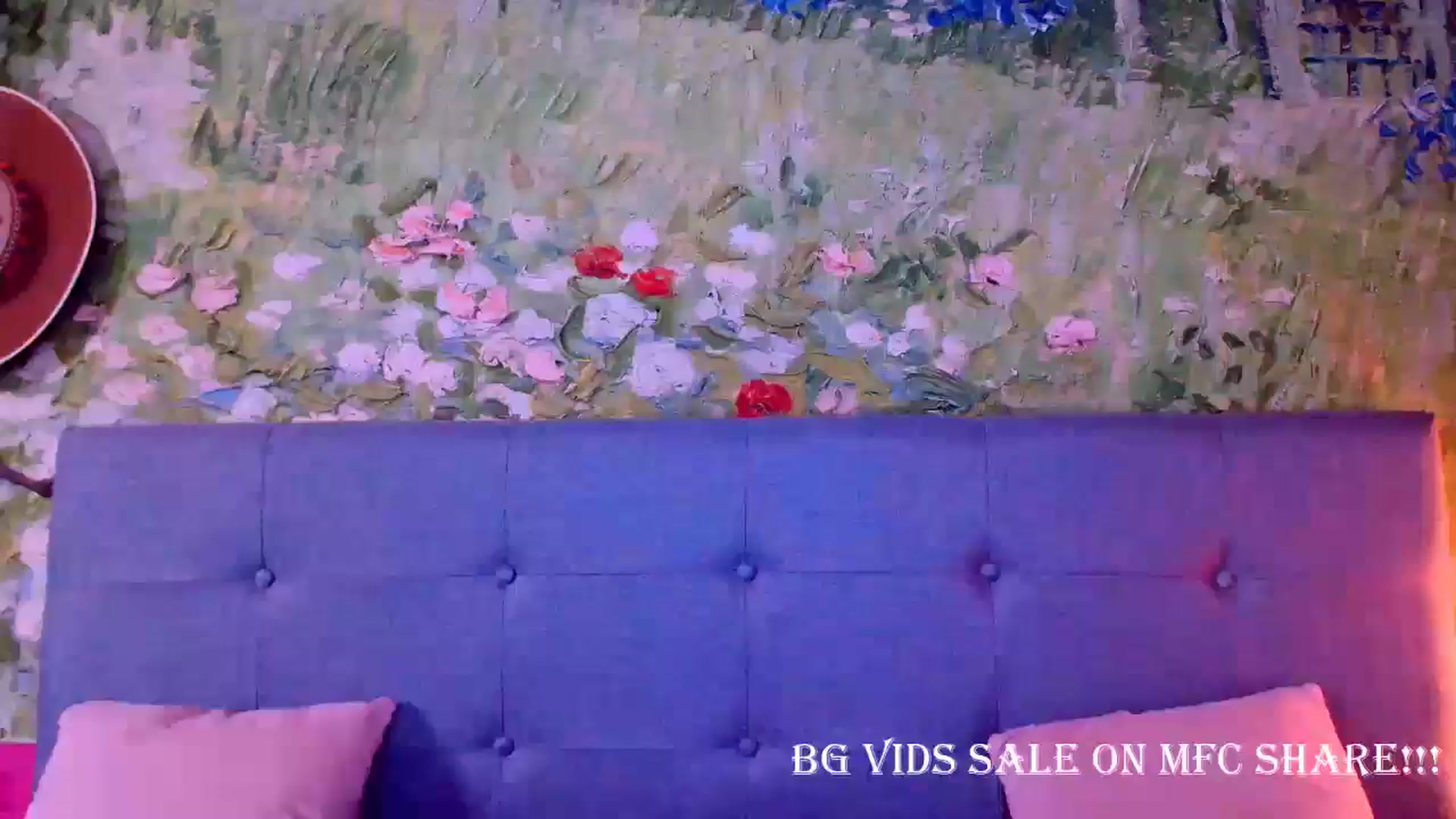 Gallery image thumbnail from CashmereFoxxx's myfreecams stream on, 06/07/2024, 01:56 image 16 of 20