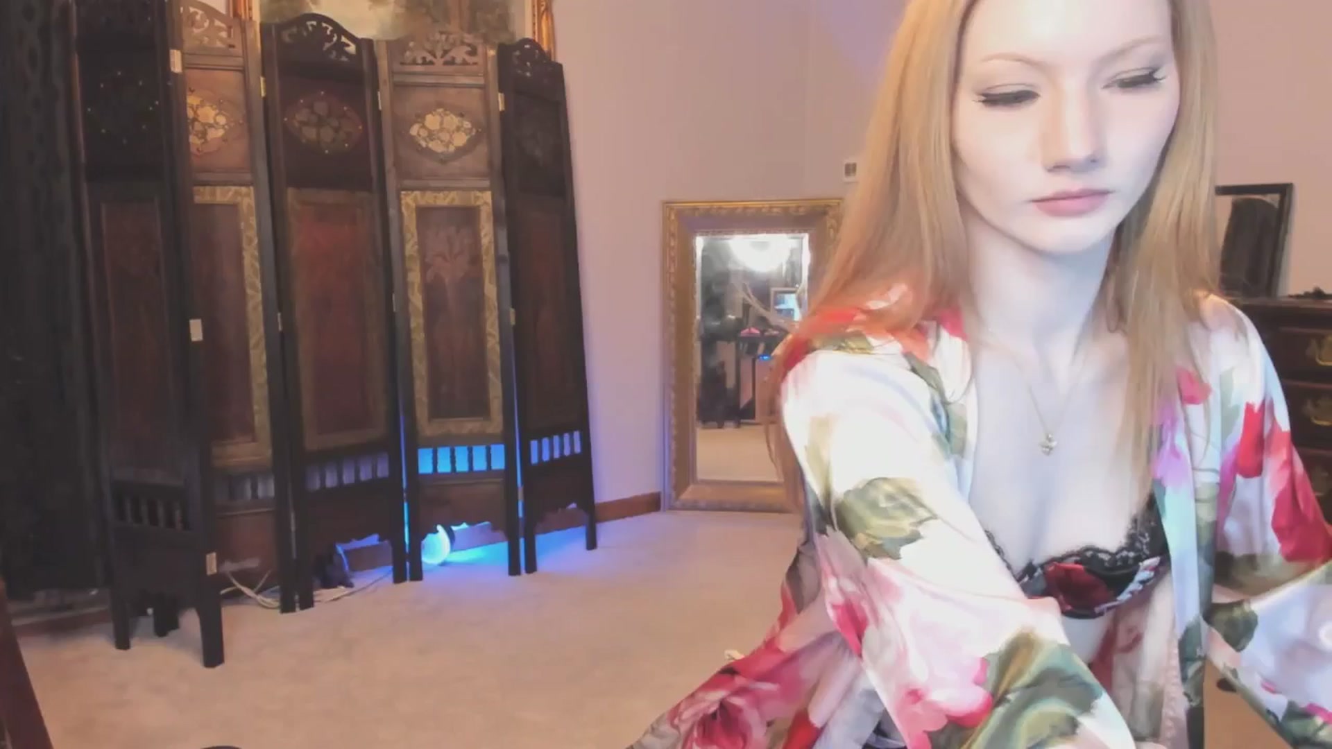 Gallery image thumbnail from CashmereVex's myfreecams stream on, 03/24/2025, 23:45 image 20 of 20