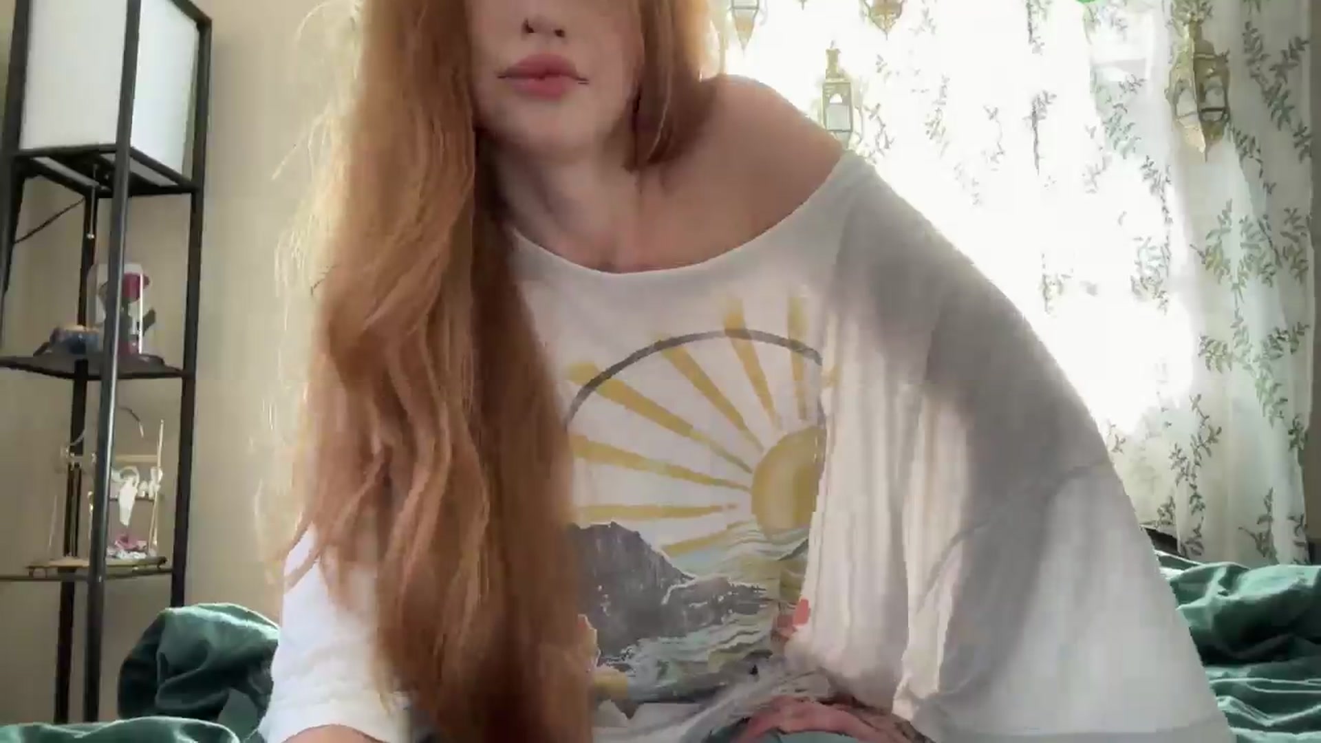 Gallery image thumbnail from Cashmire's myfreecams stream on, 01/01/2025, 18:15 image 13 of 20
