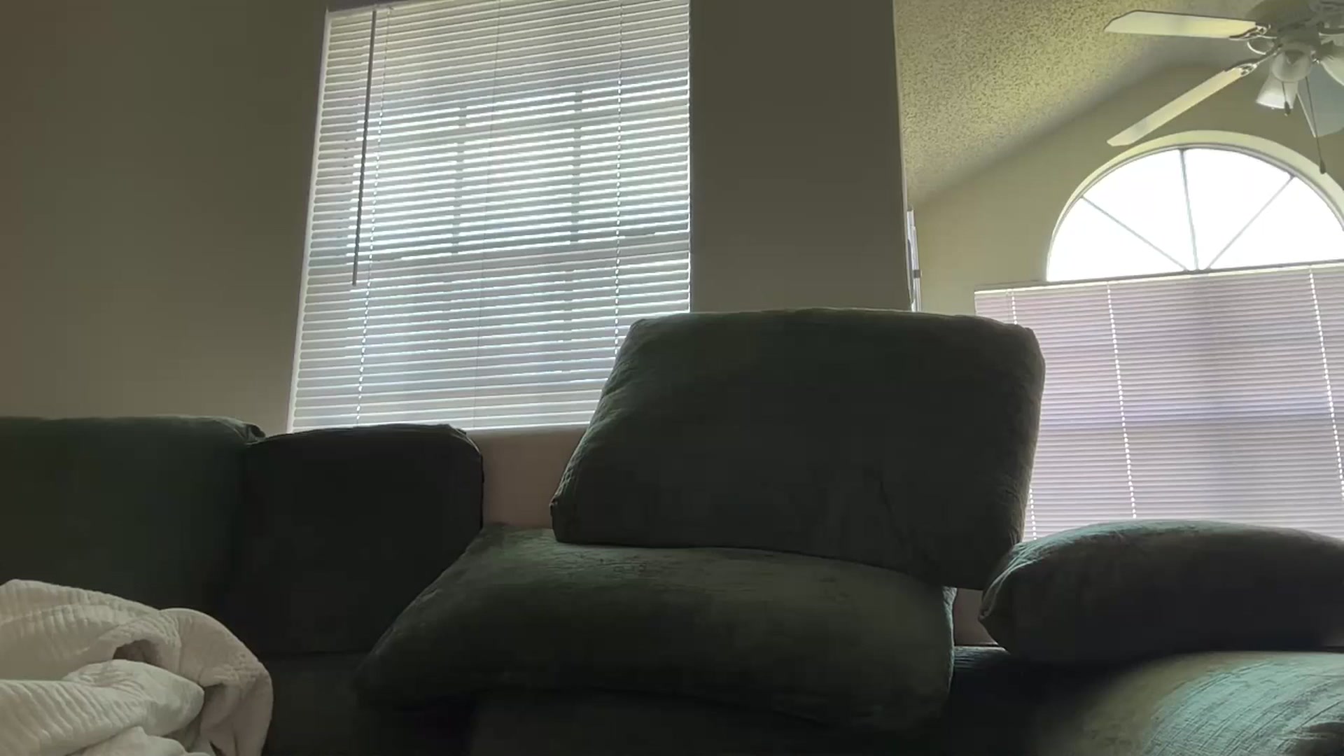 Gallery image thumbnail from Cashmire's myfreecams stream on, 12/01/2025, 17:22 image 1 of 20
