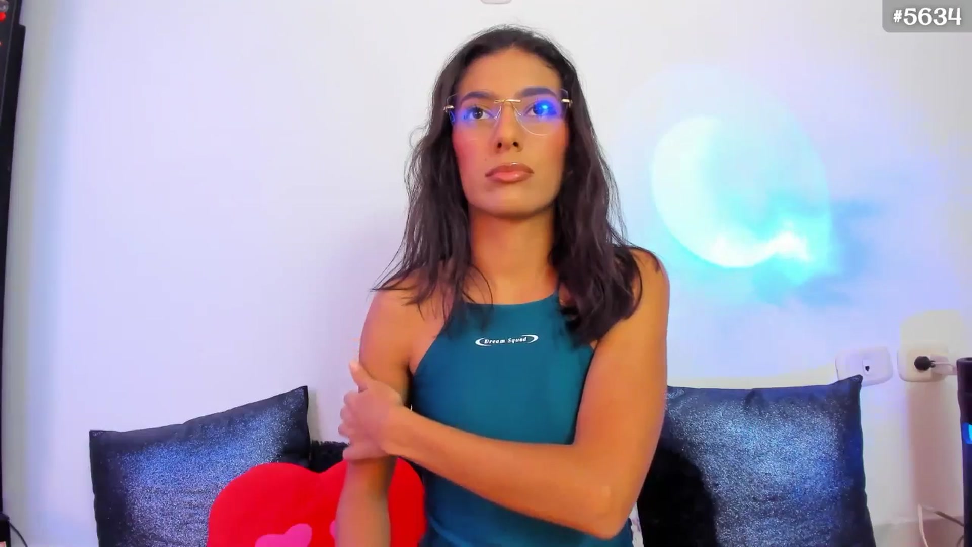 Gallery image thumbnail from Cassey_'s myfreecams stream on, 03/15/2026, 05:06 image 2 of 20