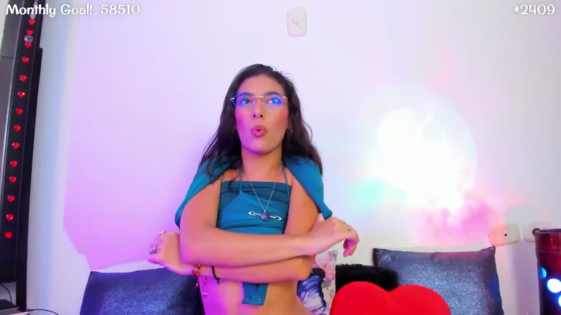 Gallery image thumbnail from Cassey_'s myfreecams stream on, 04/04/2026, 04:21 image 10 of 20
